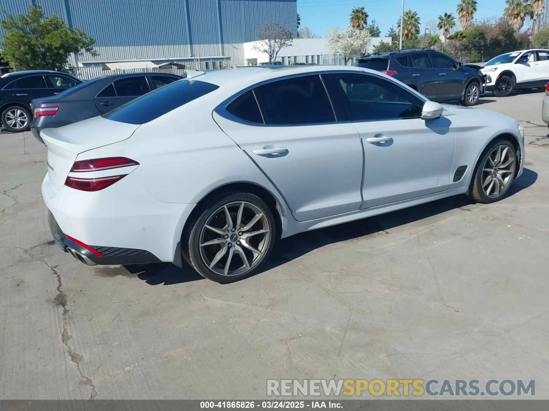 4 Фотография поврежденного автомобиля KMTG34TA4NU089493 GENESIS G70 2022