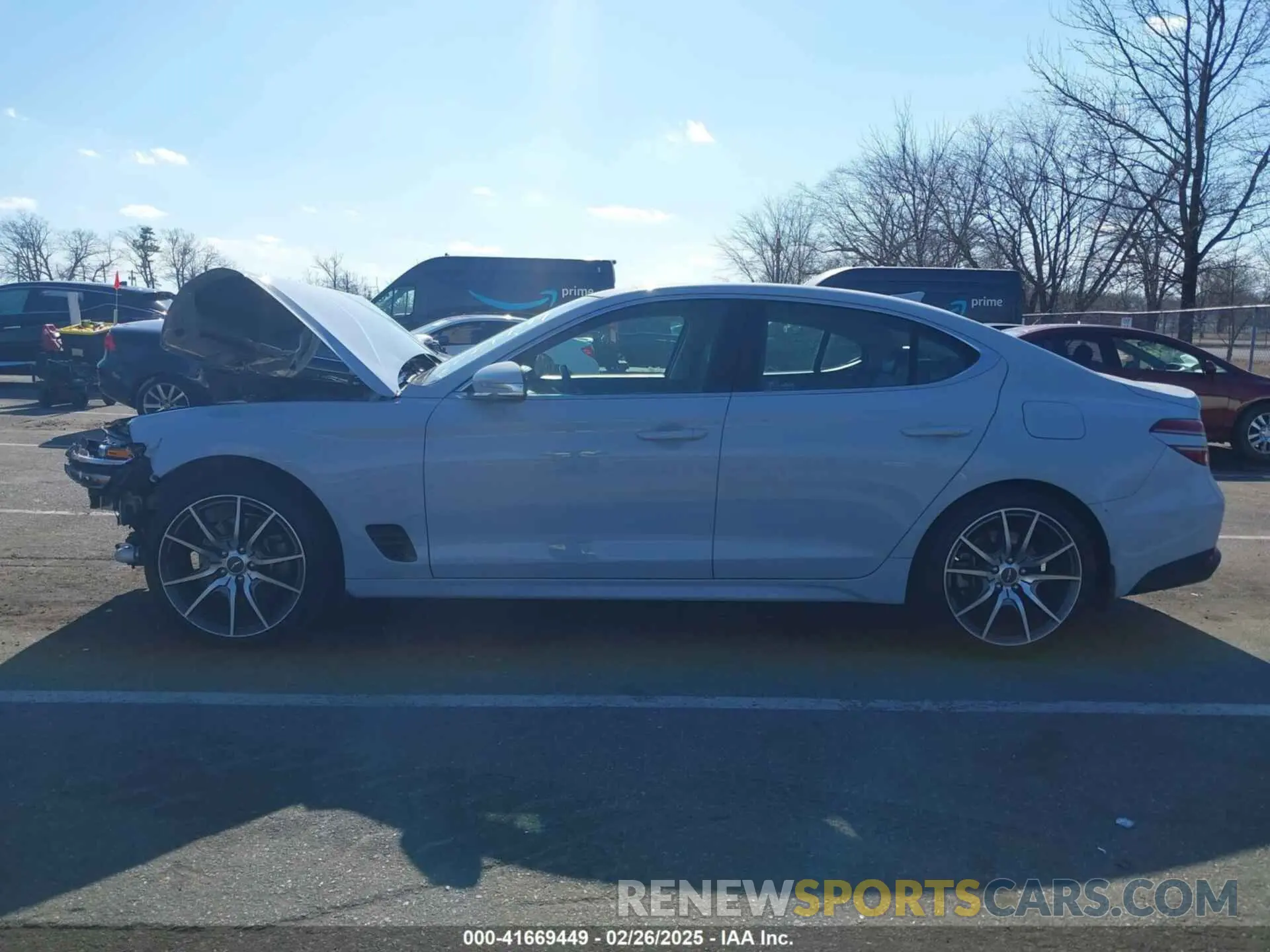14 Photograph of a damaged car KMTG34TA7NU098169 GENESIS G70 2022
