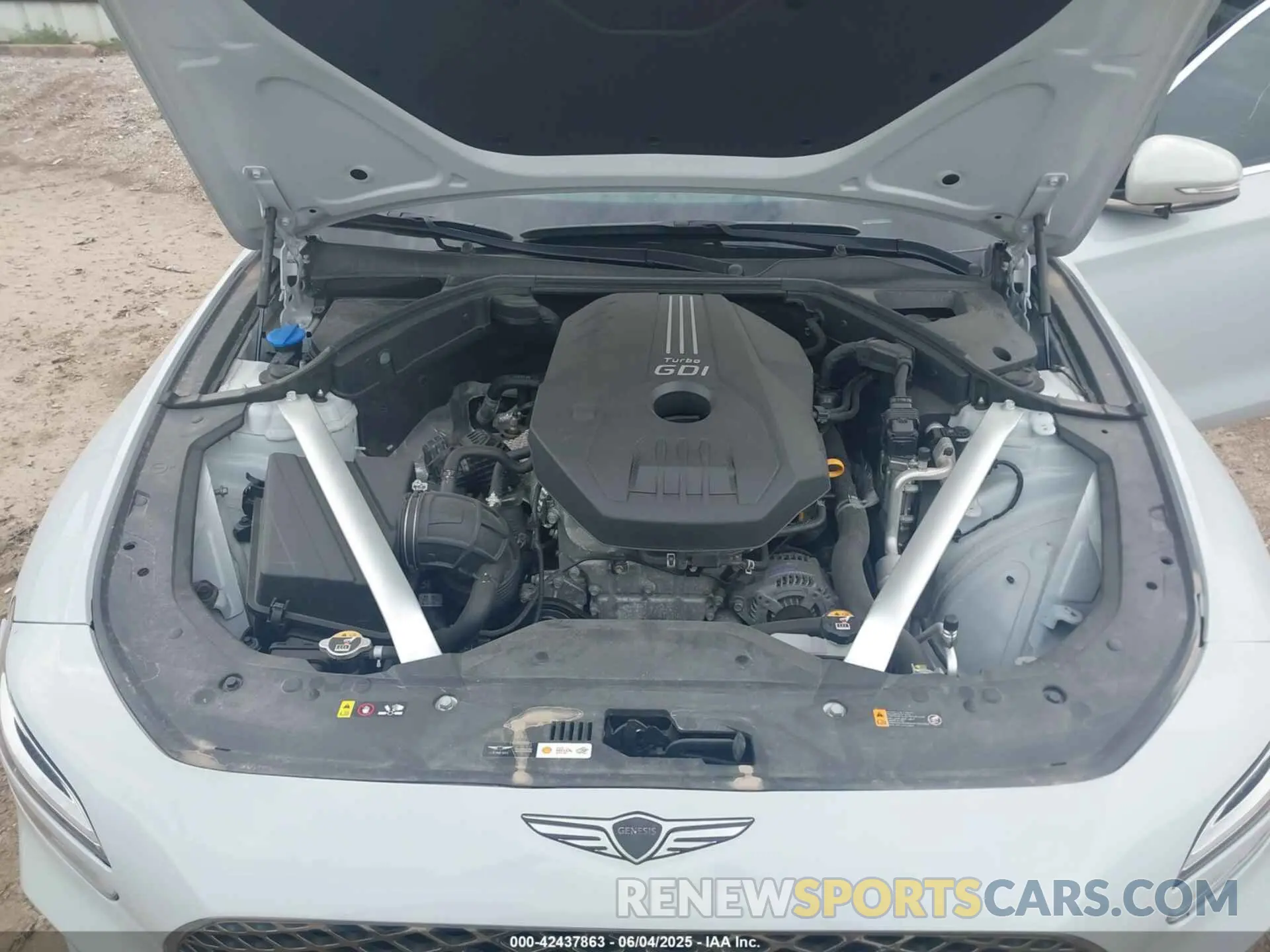 10 Photograph of a damaged car KMTG34TA9NU090218 GENESIS G70 2022