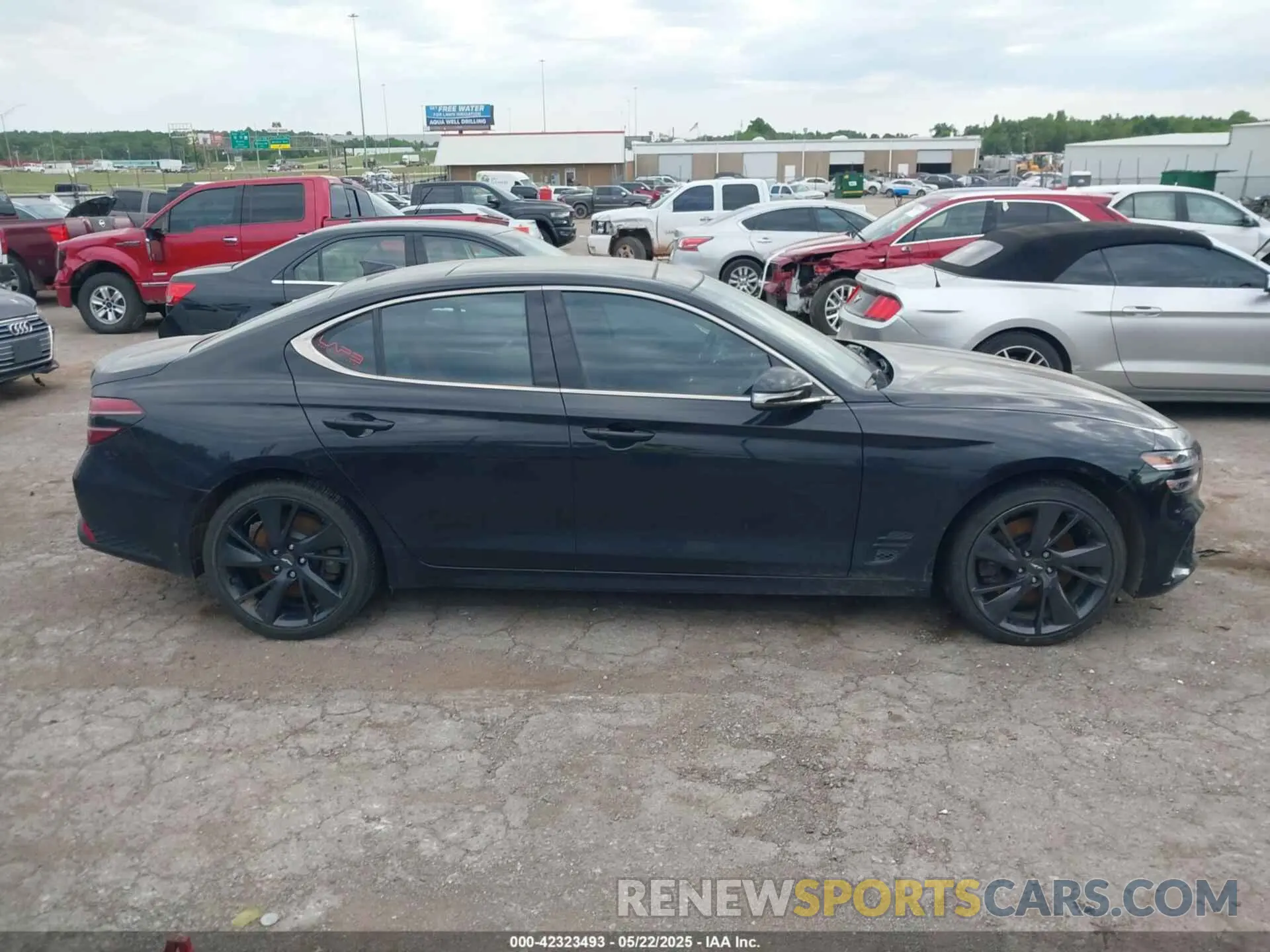 13 Photograph of a damaged car KMTG54TE0NU081954 GENESIS G70 2022