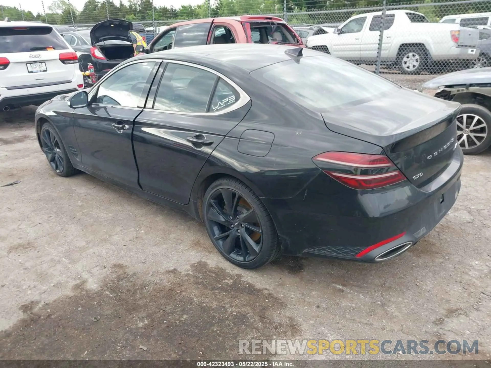 3 Photograph of a damaged car KMTG54TE0NU081954 GENESIS G70 2022