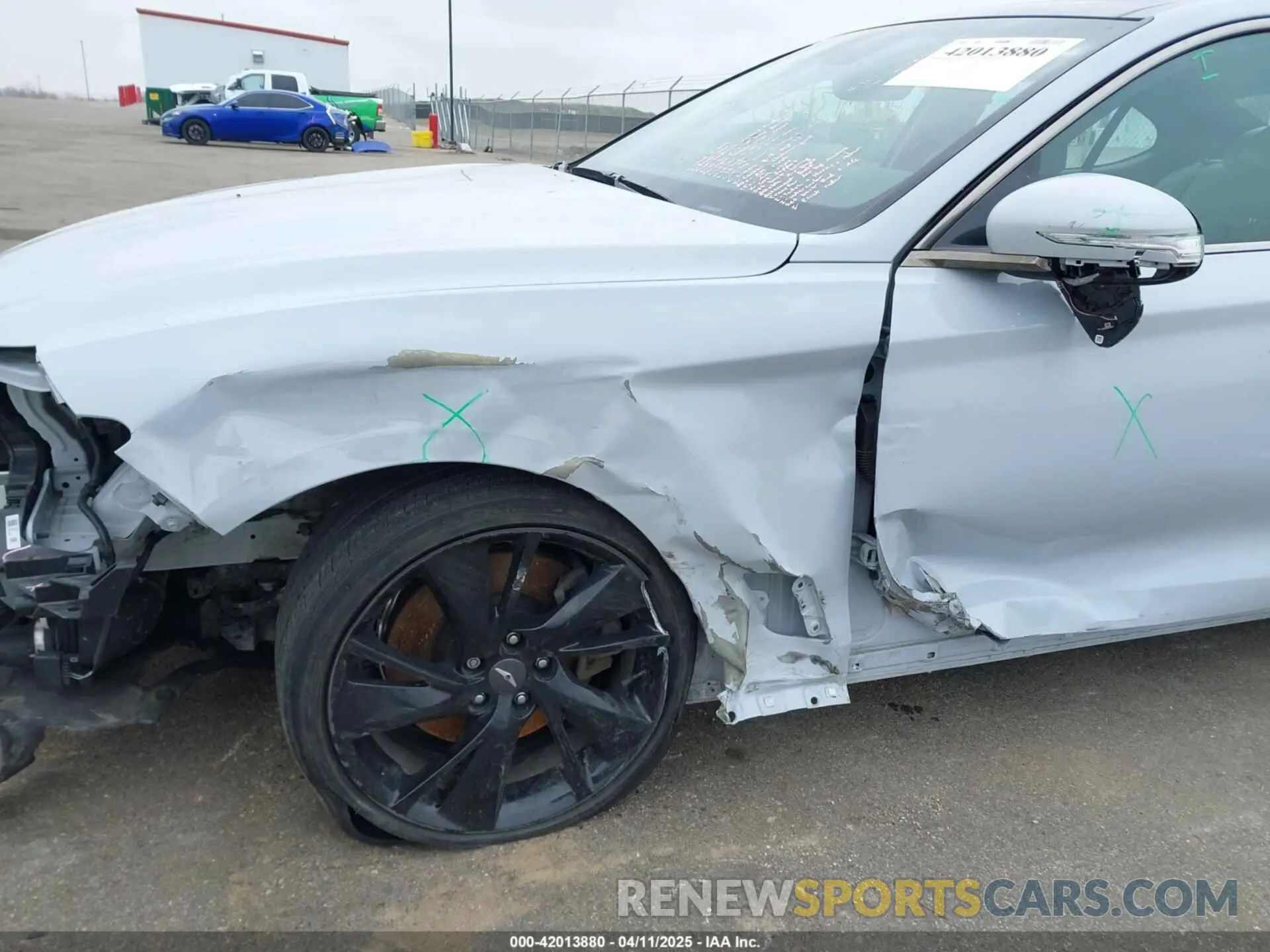 6 Photograph of a damaged car KMTG54TE5NU100921 GENESIS G70 2022