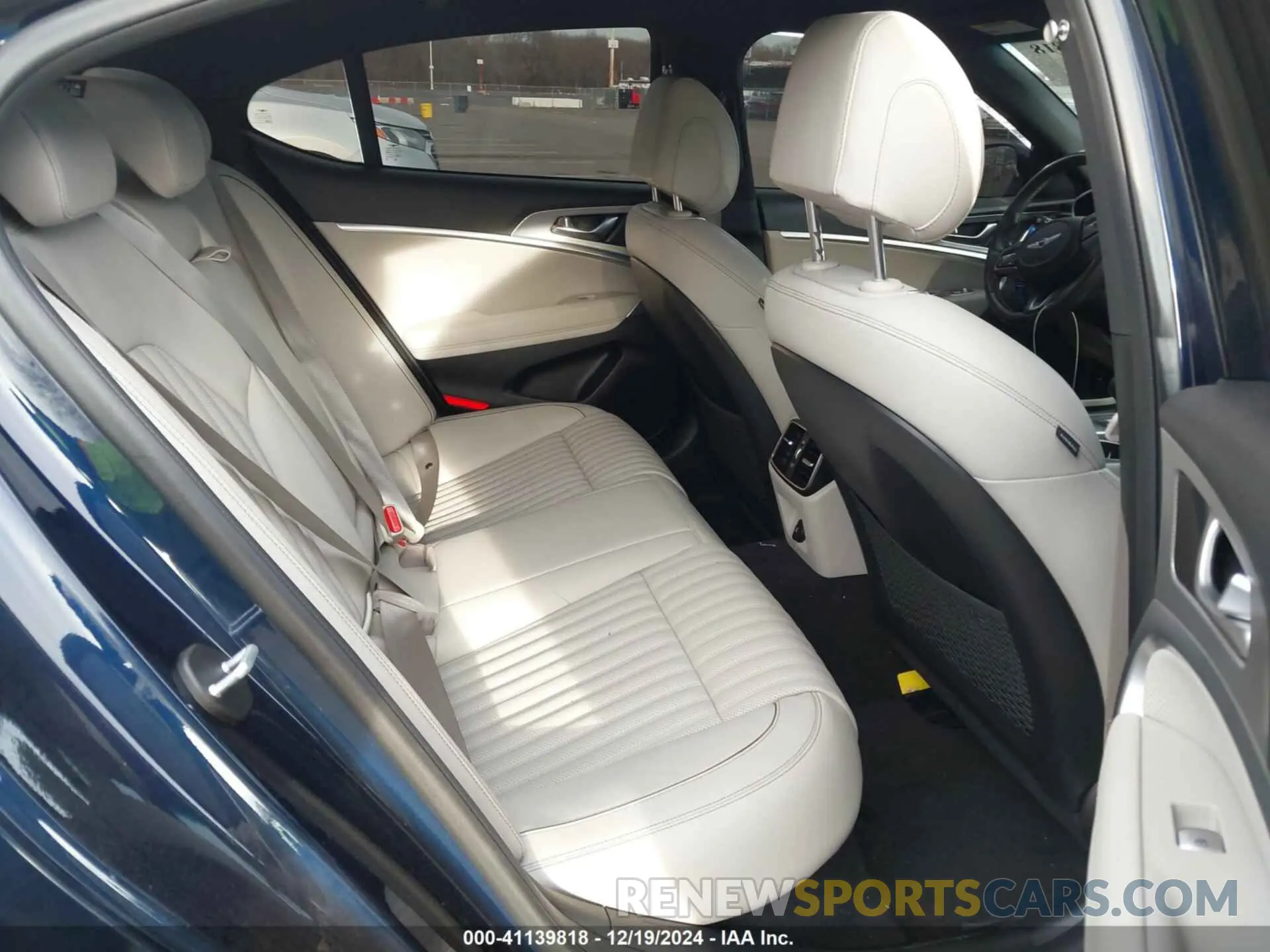 8 Фотография поврежденного автомобиля KMTG54TE7NU081644 GENESIS G70 2022