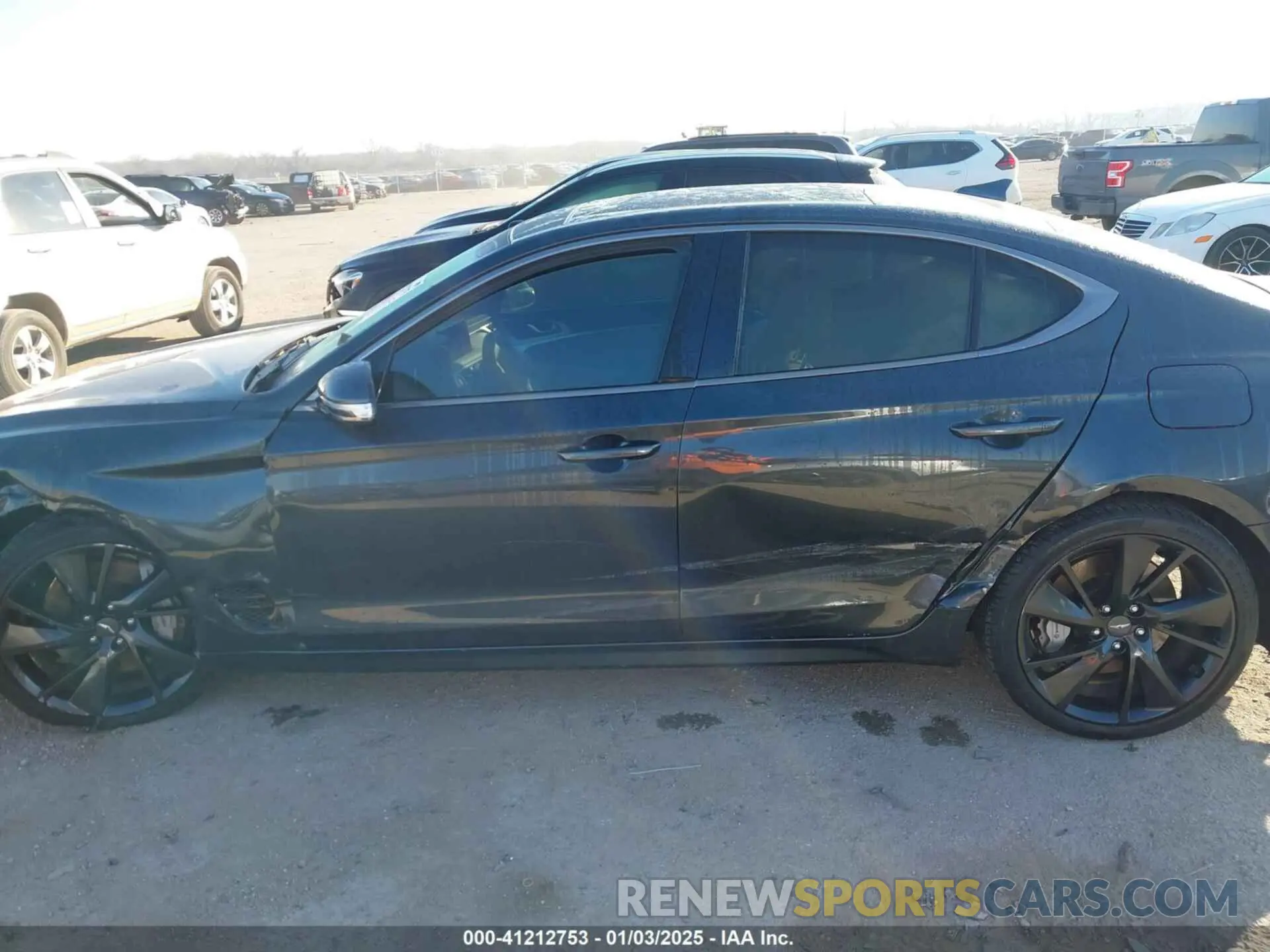 14 Photograph of a damaged car KMTG54TE7NU088285 GENESIS G70 2022