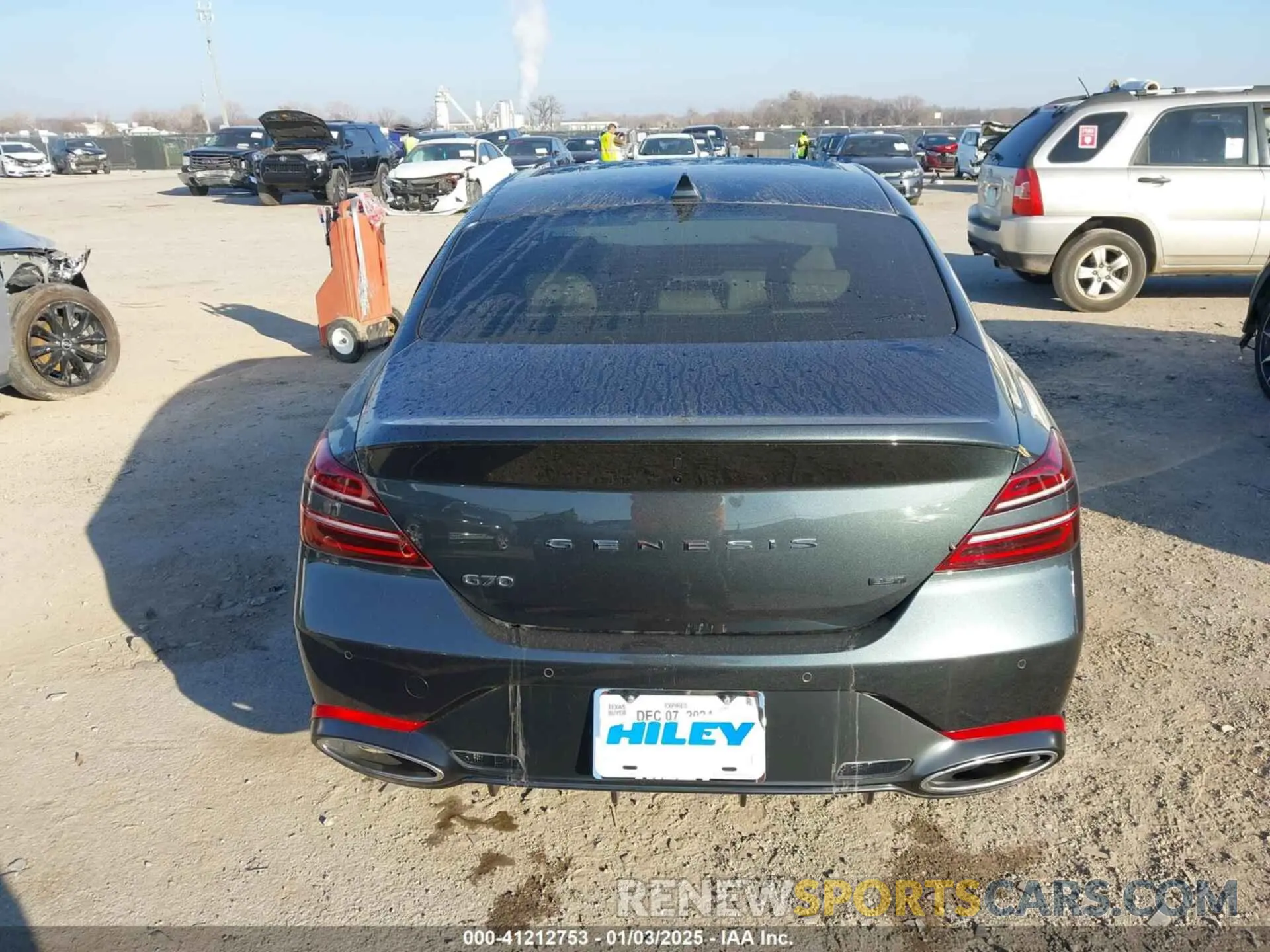 16 Photograph of a damaged car KMTG54TE7NU088285 GENESIS G70 2022