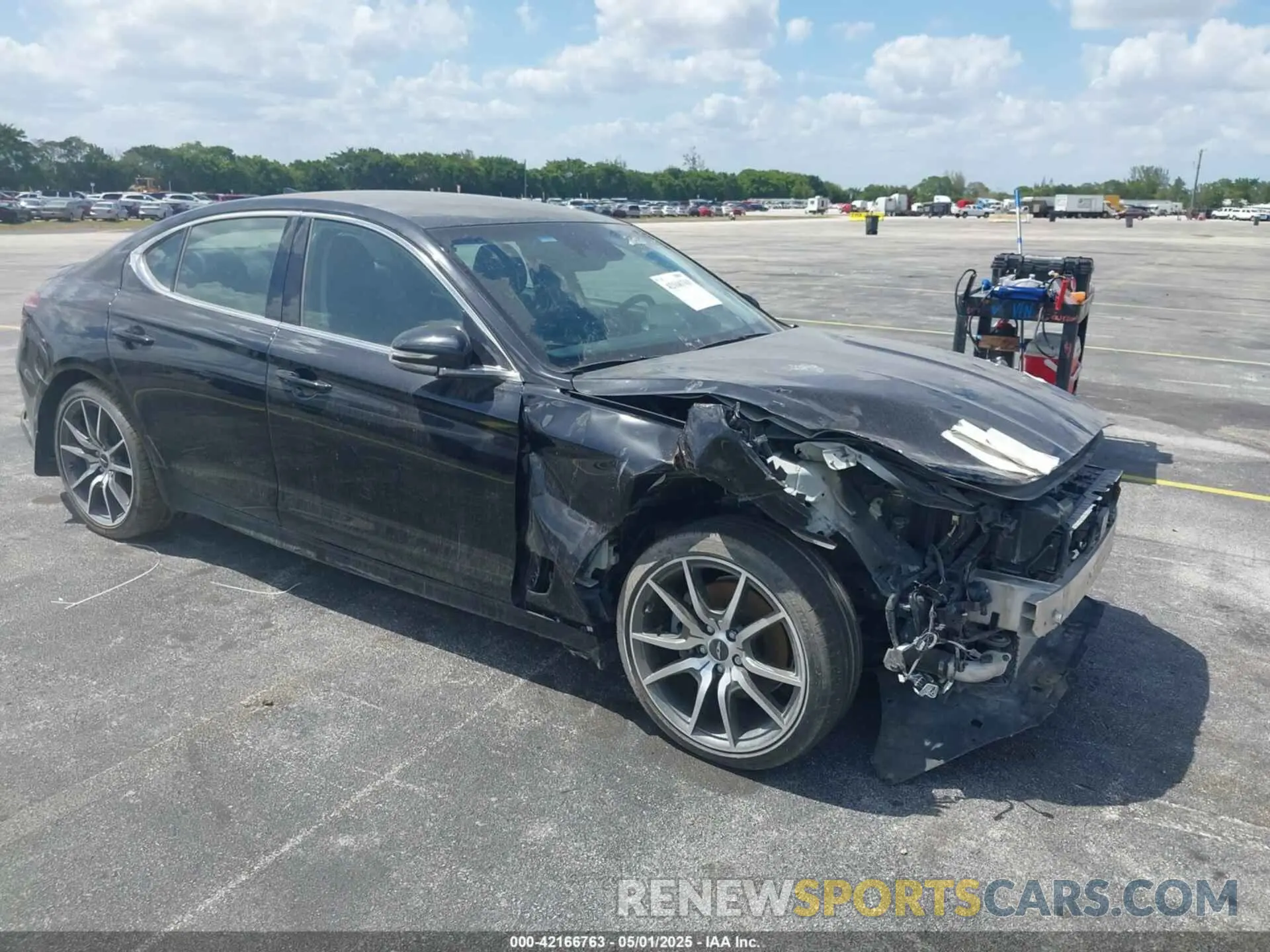 1 Photograph of a damaged car KMTG34TA3PU129713 GENESIS G70 2023