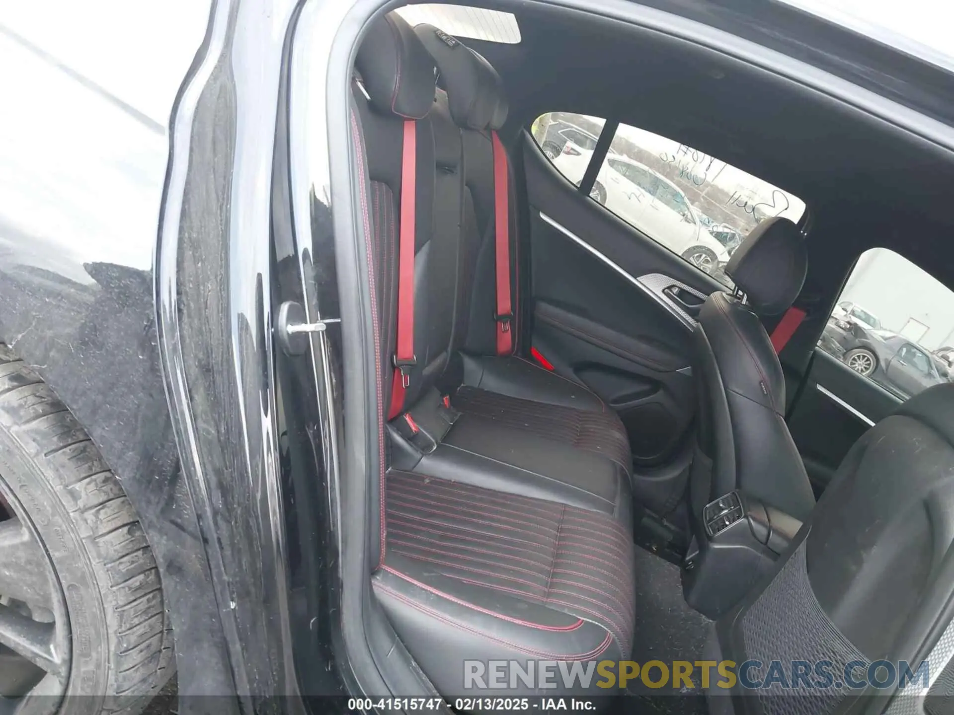8 Photograph of a damaged car KMTG34TA5PU120298 GENESIS G70 2023