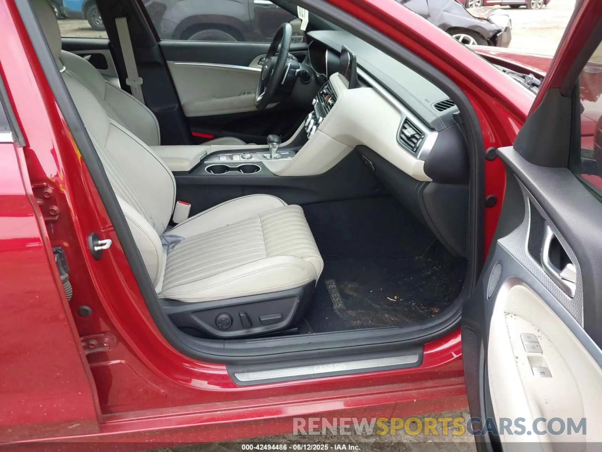 5 Photograph of a damaged car KMTG34TA8PU104595 GENESIS G70 2023