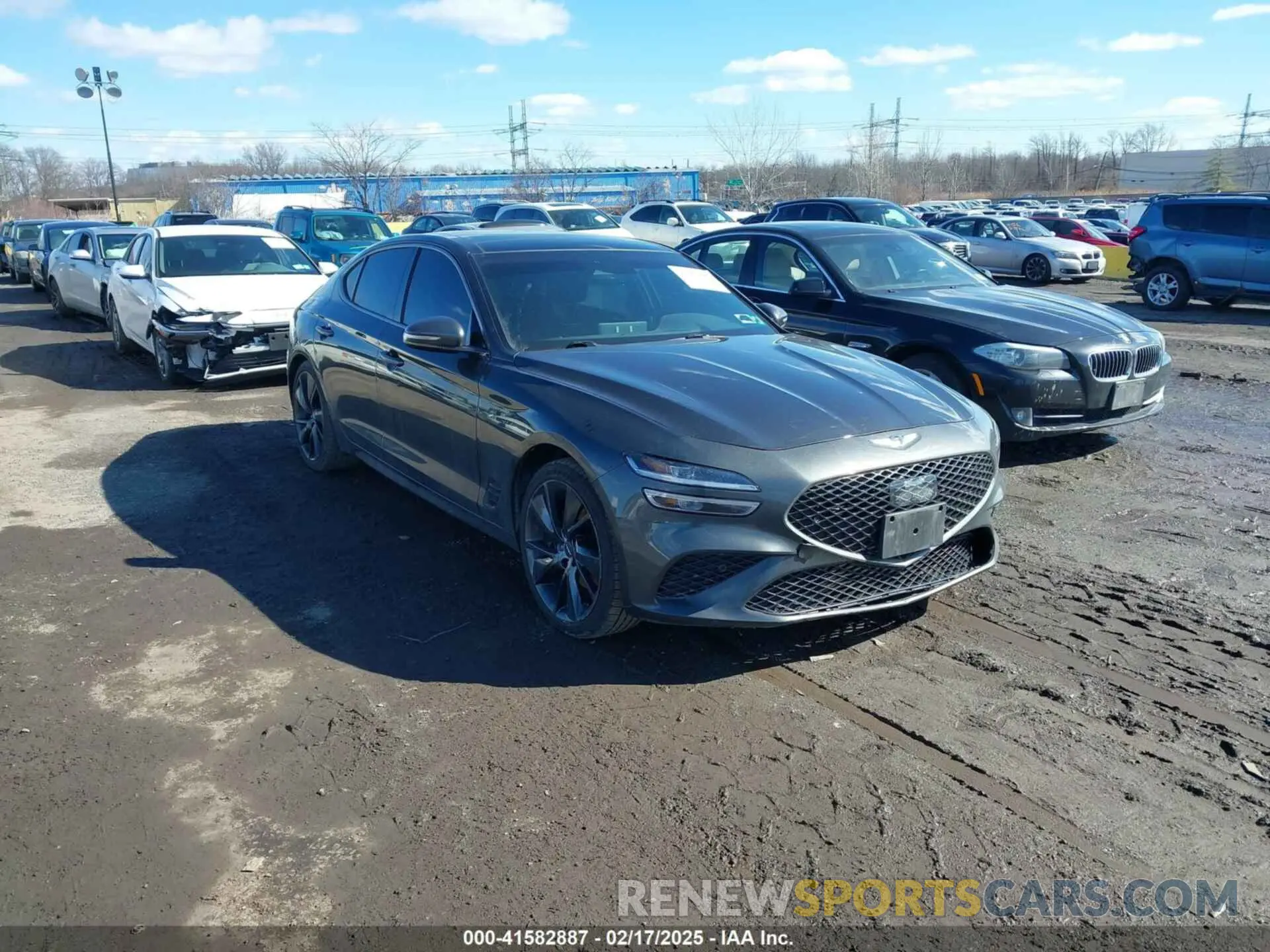 1 Фотография поврежденного автомобиля KMTG34TA9PU109174 GENESIS G70 2023