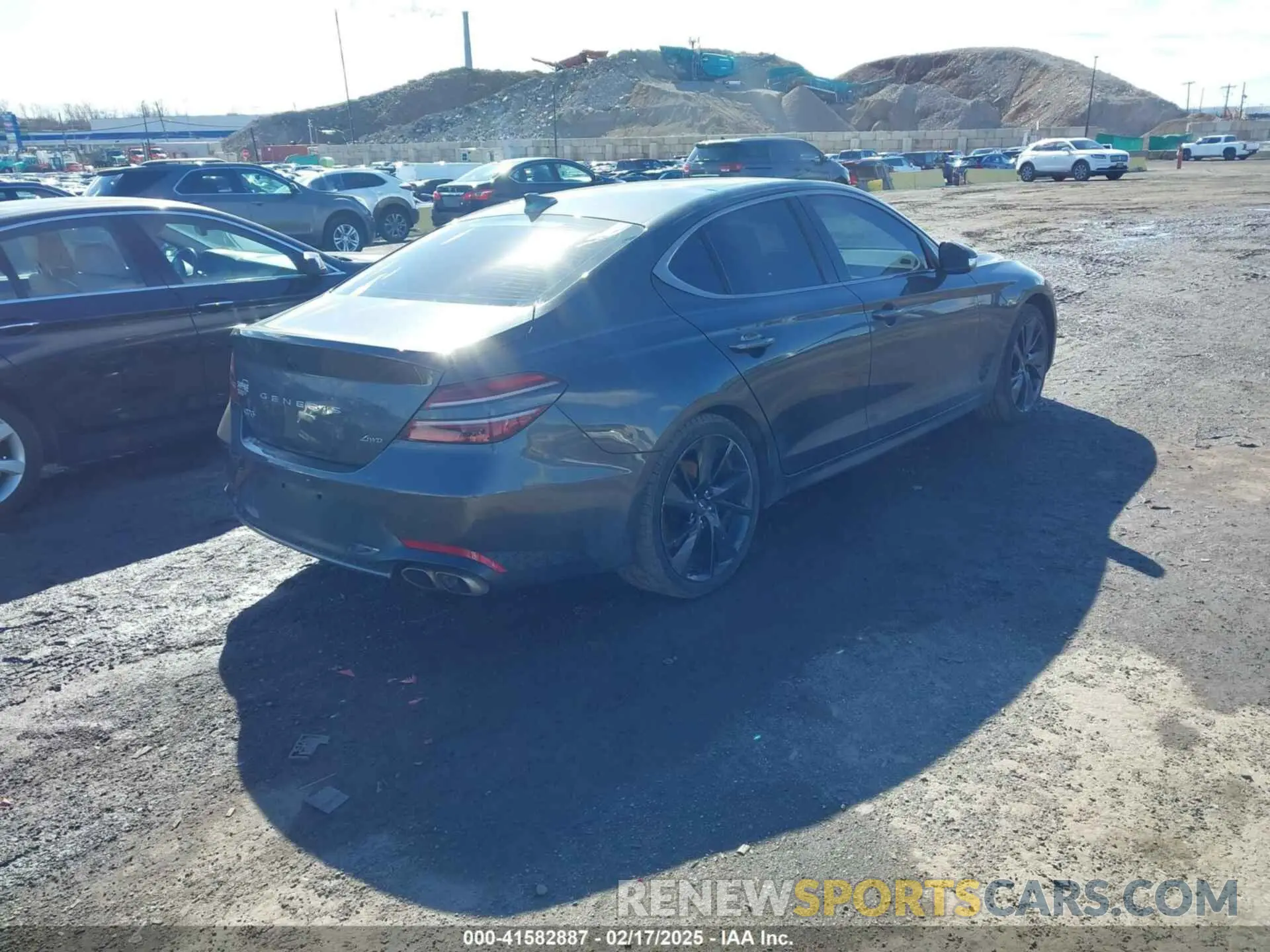 4 Фотография поврежденного автомобиля KMTG34TA9PU109174 GENESIS G70 2023