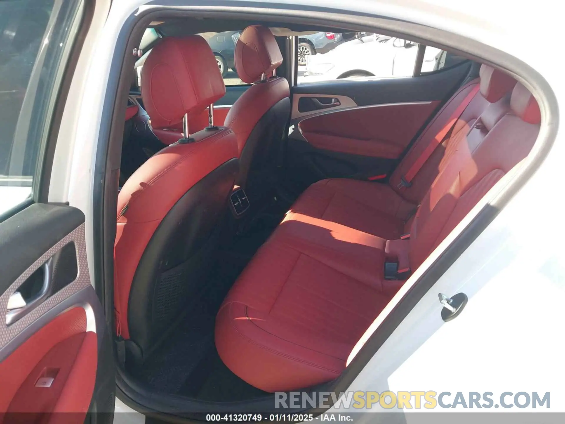 8 Photograph of a damaged car KMTG34TAXPU112861 GENESIS G70 2023