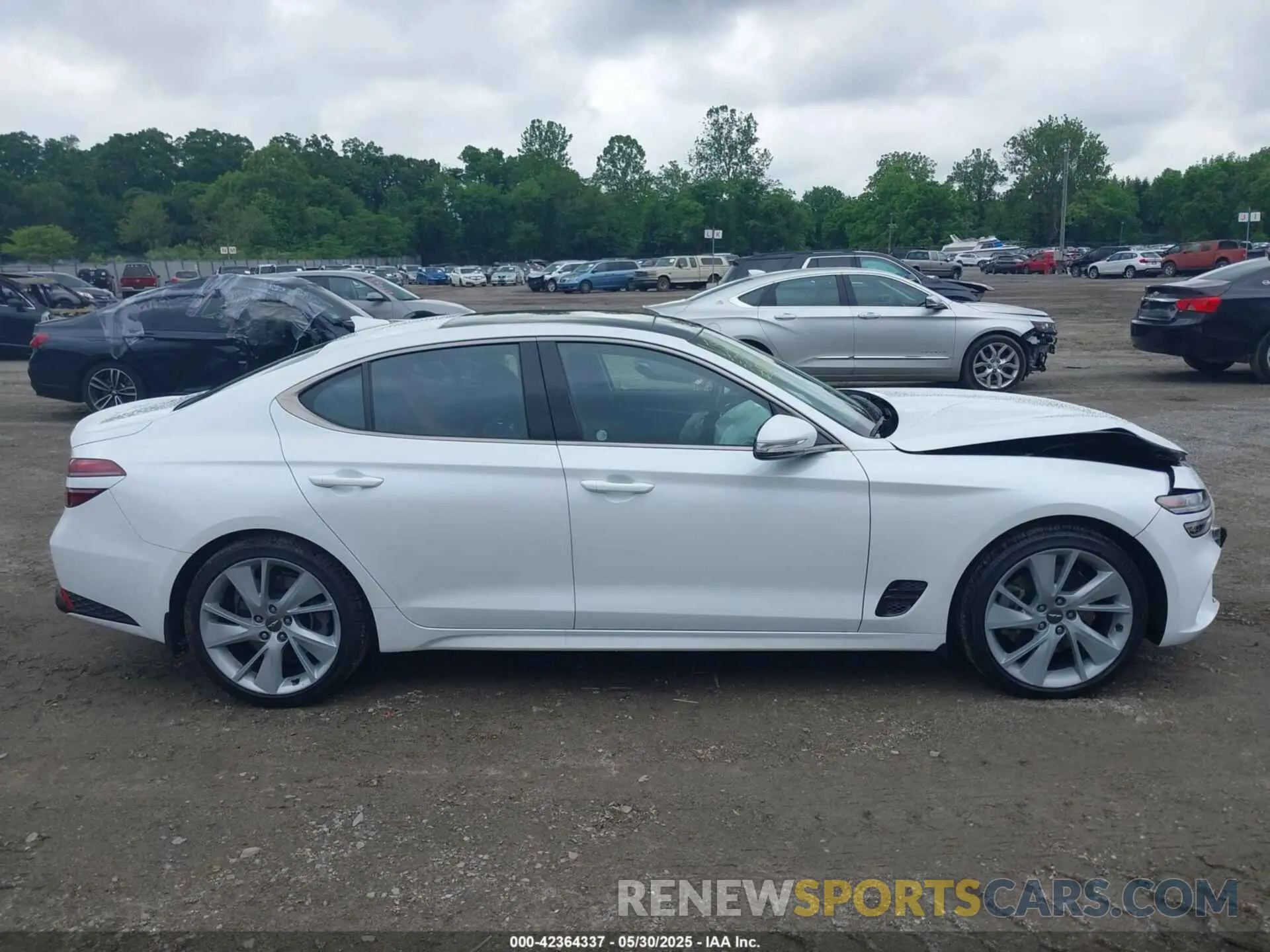 13 Photograph of a damaged car KMTG54TE5PU135106 GENESIS G70 2023