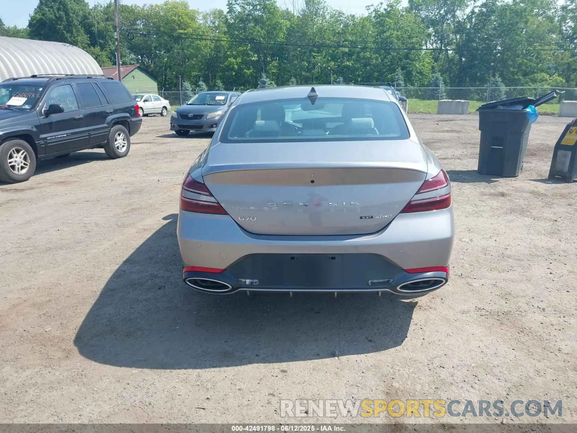 17 Photograph of a damaged car KMTG54TE8PU105680 GENESIS G70 2023