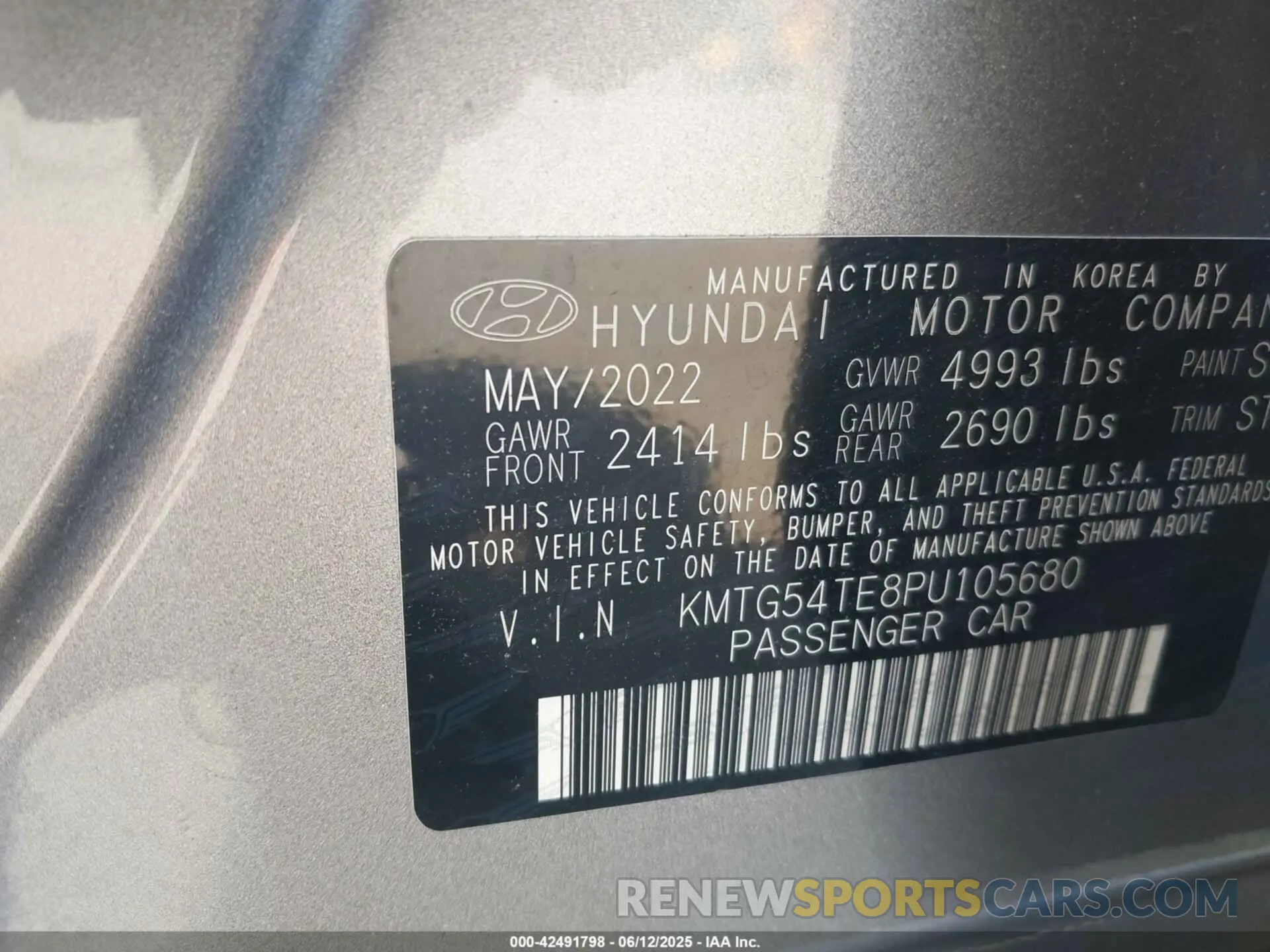 9 Photograph of a damaged car KMTG54TE8PU105680 GENESIS G70 2023