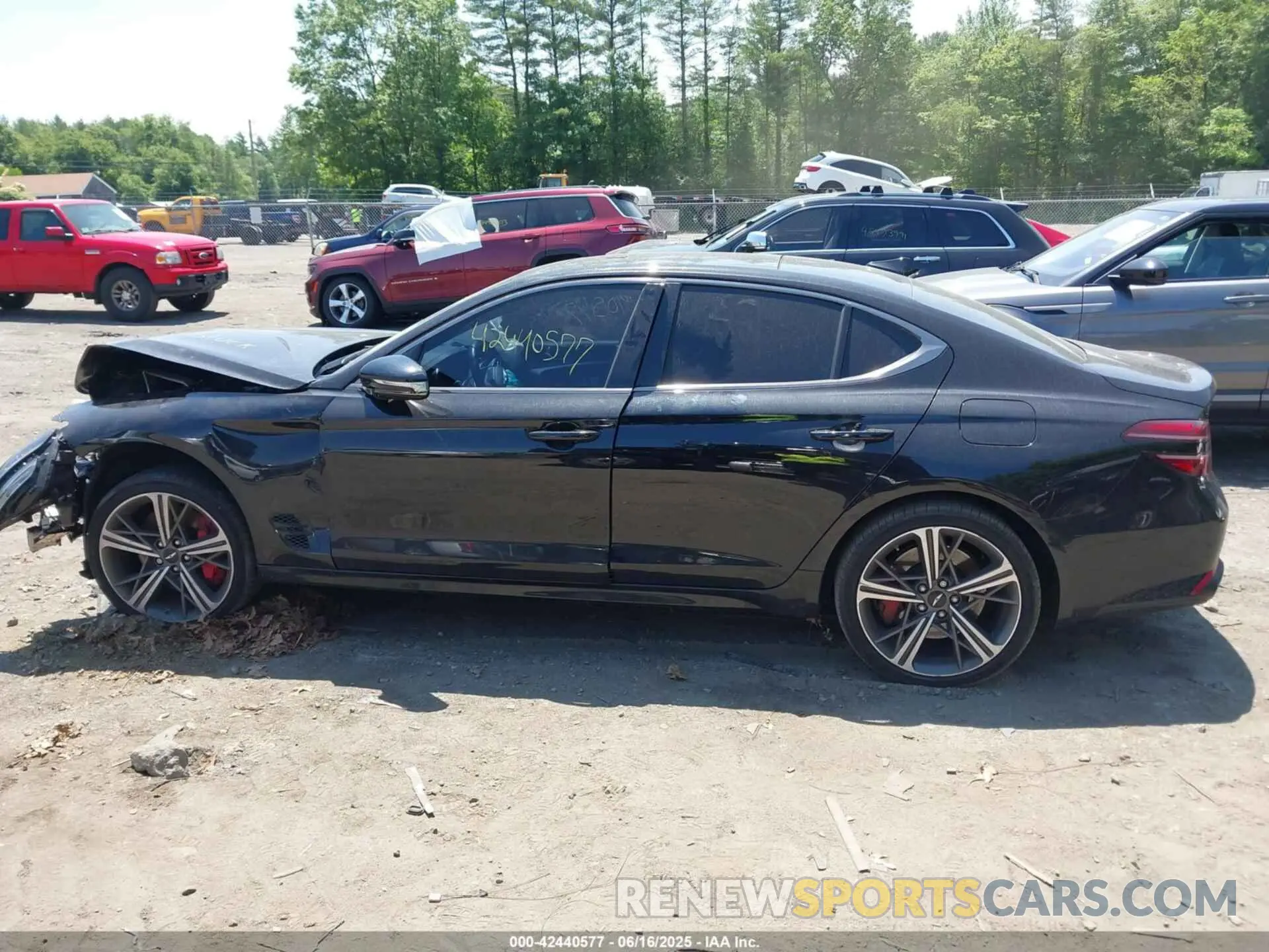 14 Photograph of a damaged car KMTG34SC8RU138218 GENESIS G70 2024