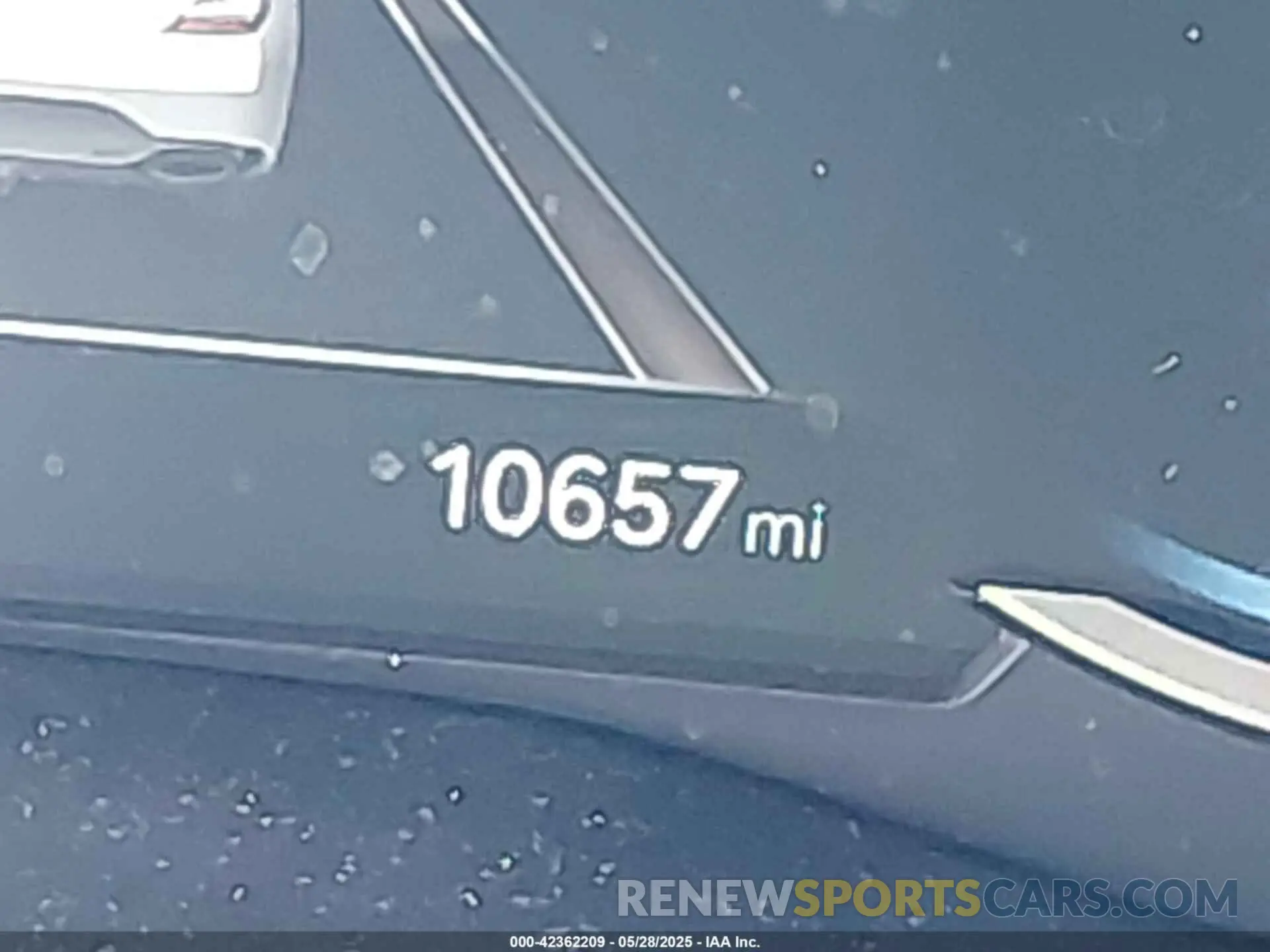 15 Photograph of a damaged car KMTG34SC9RU136400 GENESIS G70 2024