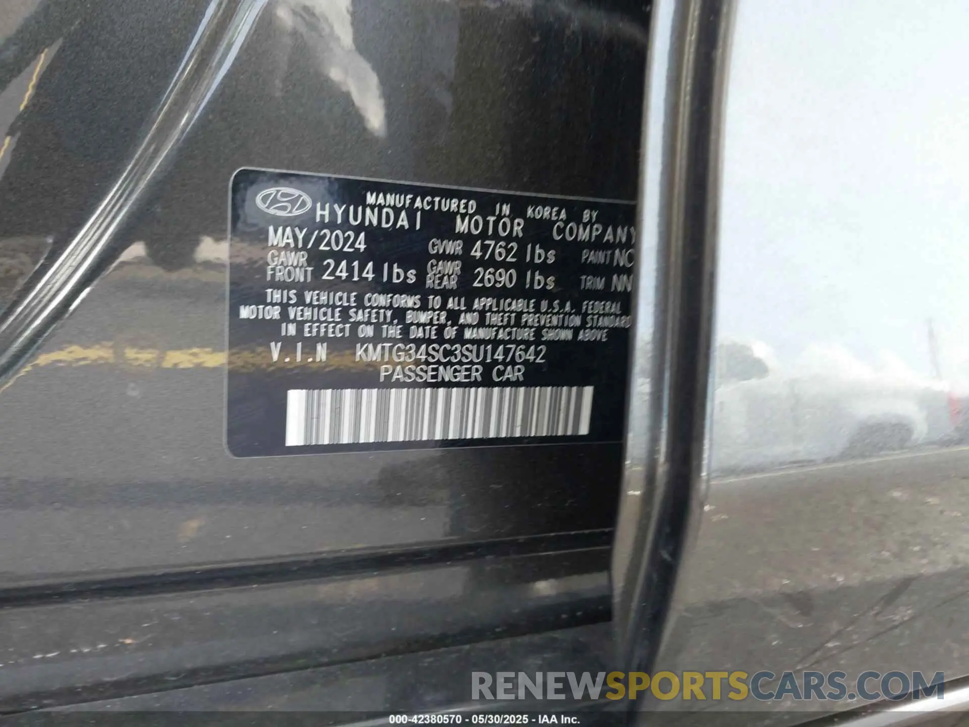9 Photograph of a damaged car KMTG34SC3SU147642 GENESIS G70 2025