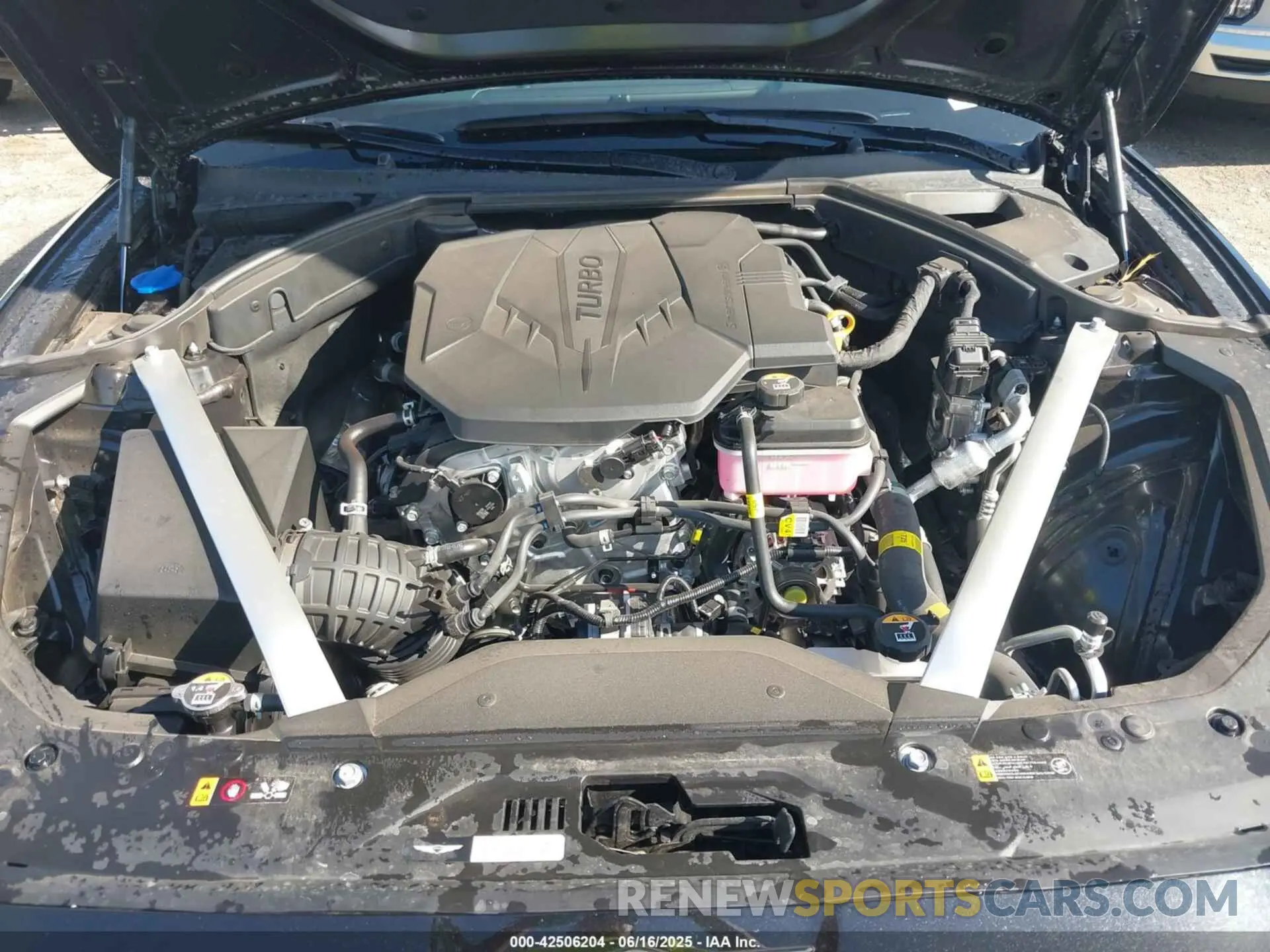 10 Фотография поврежденного автомобиля KMTG34SC9SU153977 GENESIS G70 2025
