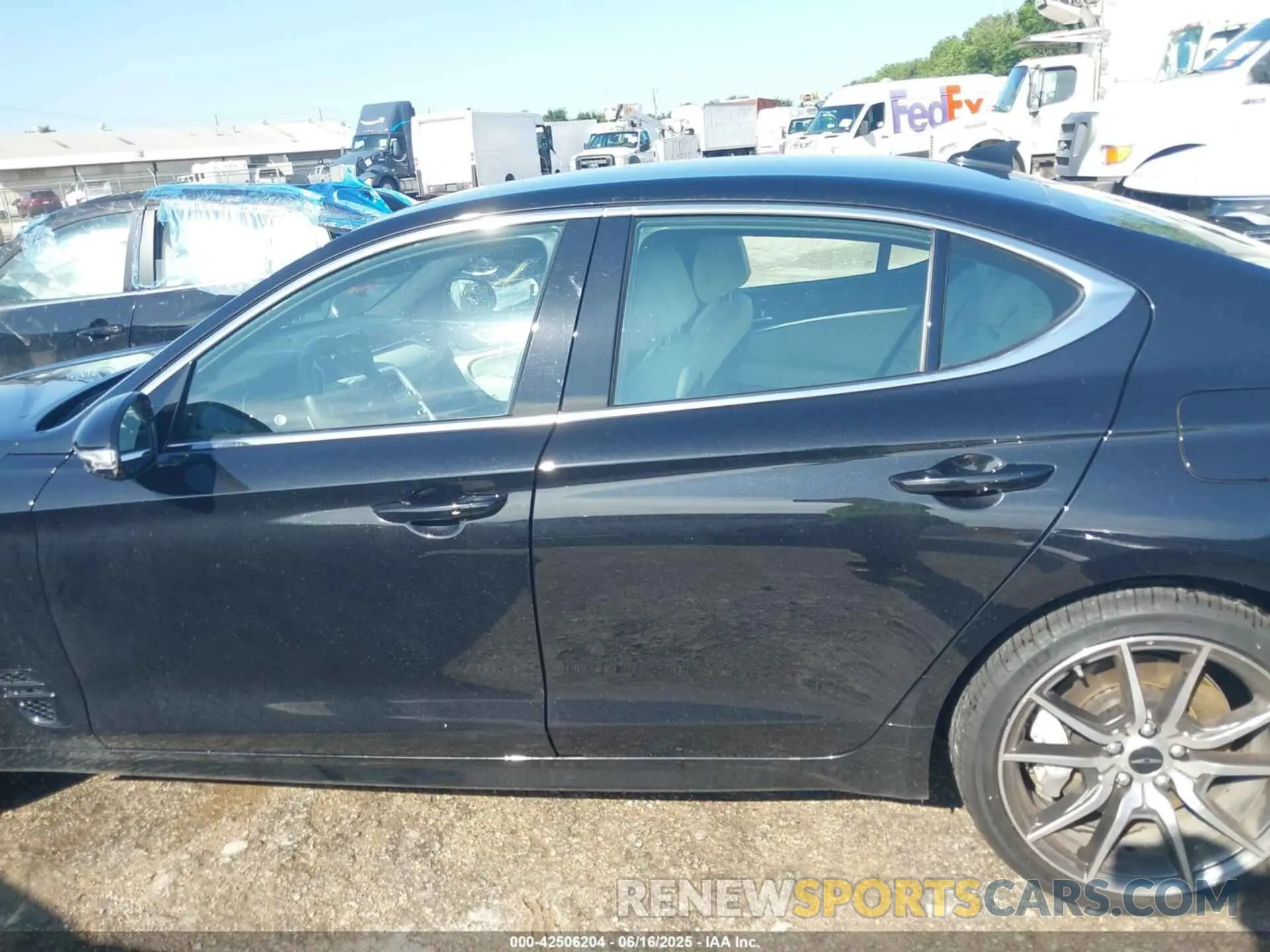 14 Фотография поврежденного автомобиля KMTG34SC9SU153977 GENESIS G70 2025