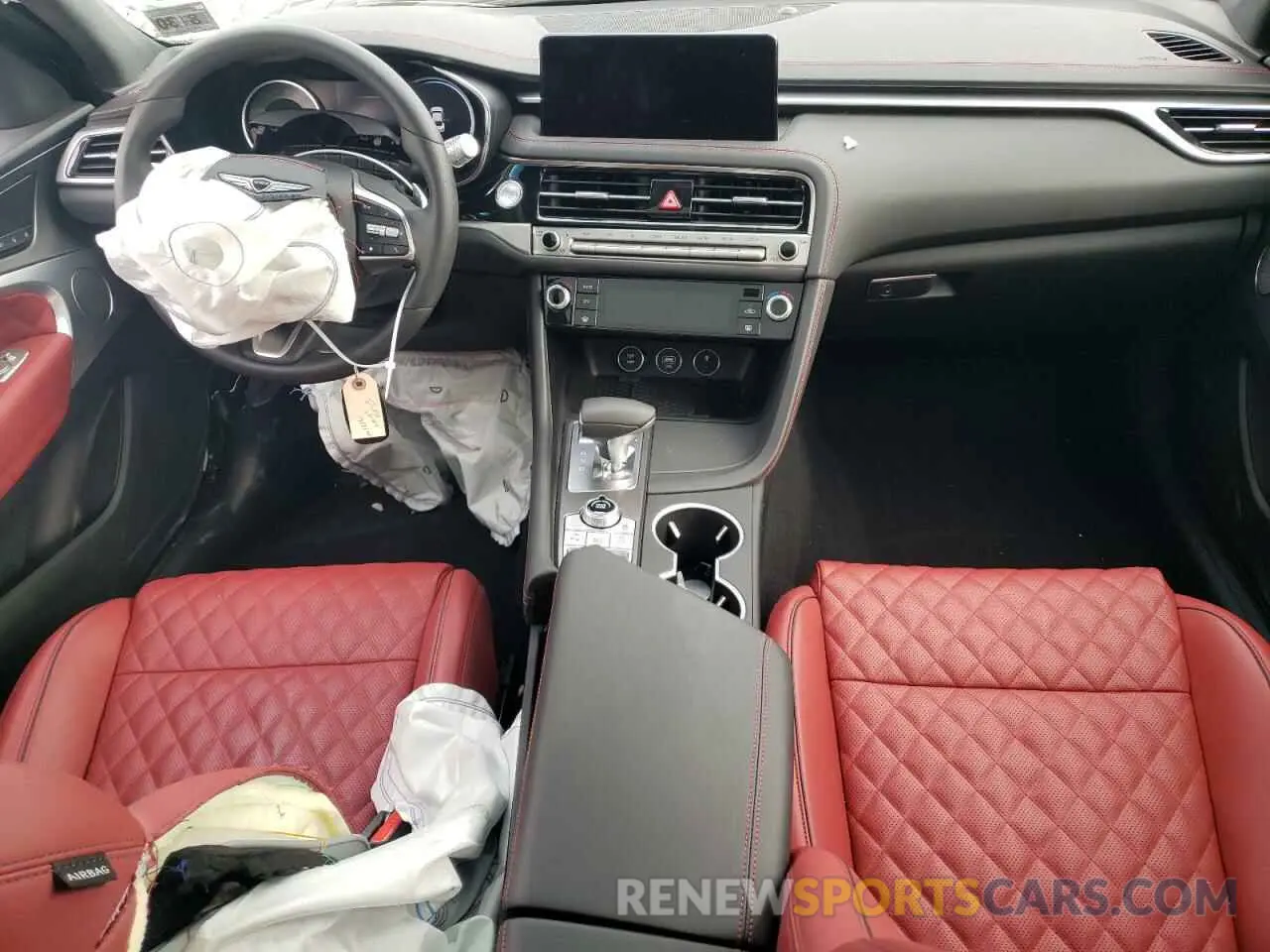 8 Photograph of a damaged car KMTG54SEXSU147388 GENESIS G70 2025
