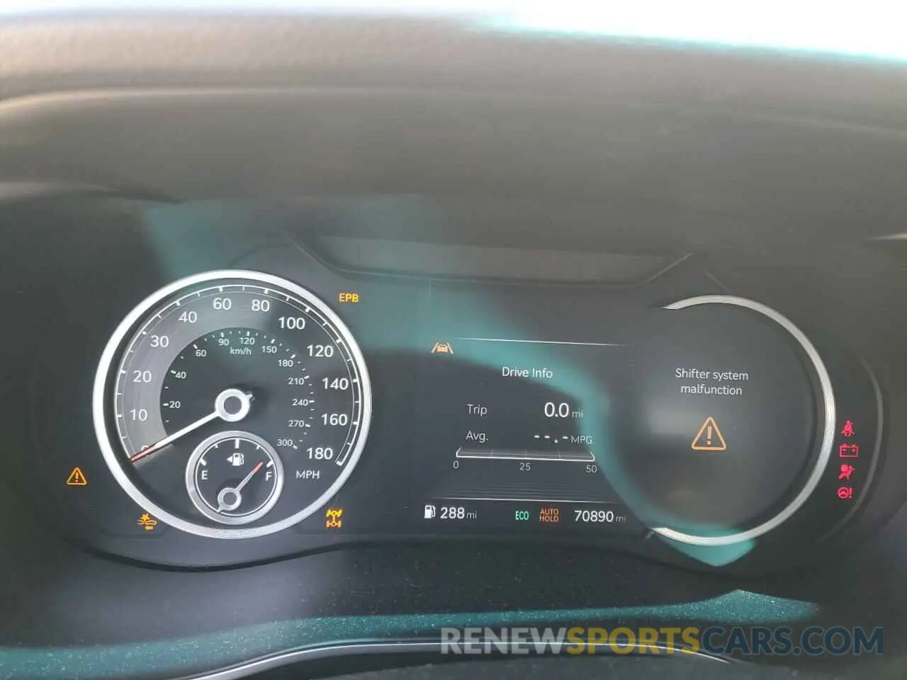 9 Photograph of a damaged car KMTG34TA0NU089619 GENESIS G70 BASE 2022