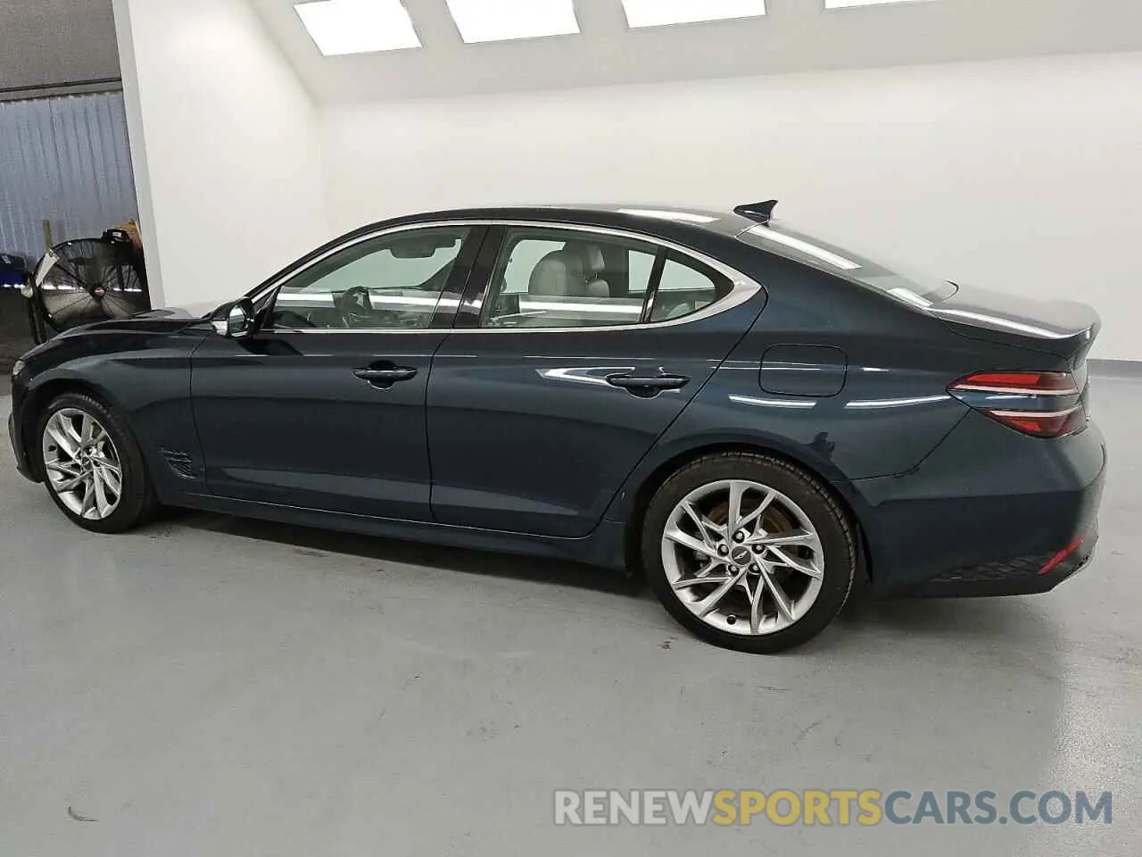 2 Photograph of a damaged car KMTG34TA1NU094229 GENESIS G70 BASE 2022