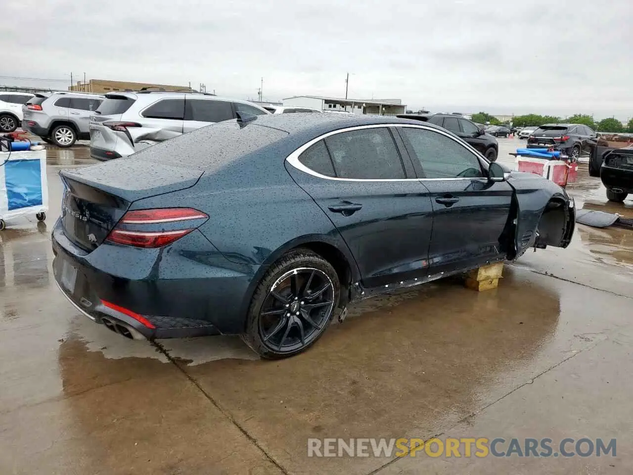 3 Photograph of a damaged car KMTG34TA1NU098488 GENESIS G70 BASE 2022