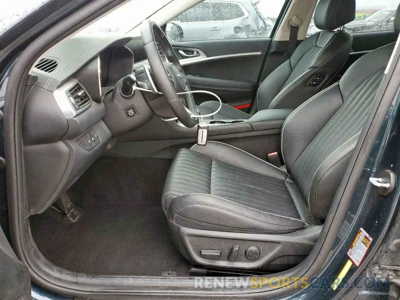 7 Photograph of a damaged car KMTG34TA1NU098488 GENESIS G70 BASE 2022