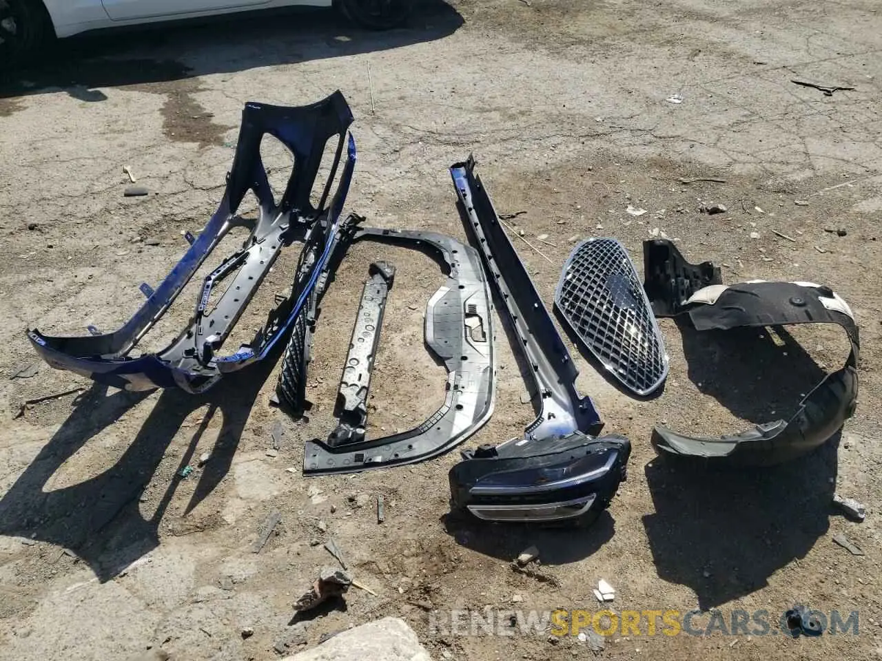 14 Photograph of a damaged car KMTG34TA2NU087158 GENESIS G70 BASE 2022