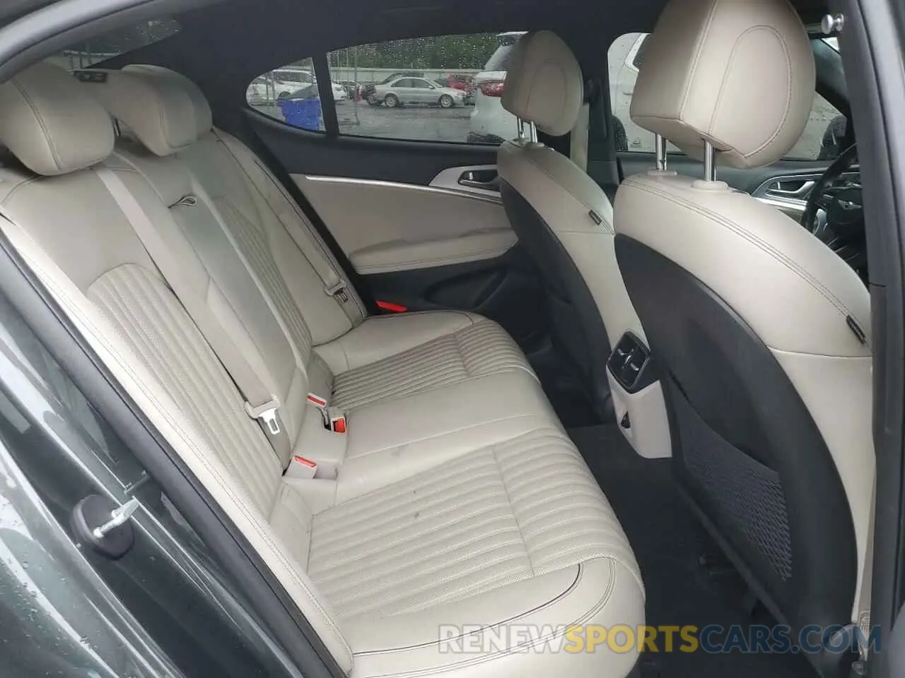 10 Photograph of a damaged car KMTG34TA2NU089590 GENESIS G70 BASE 2022