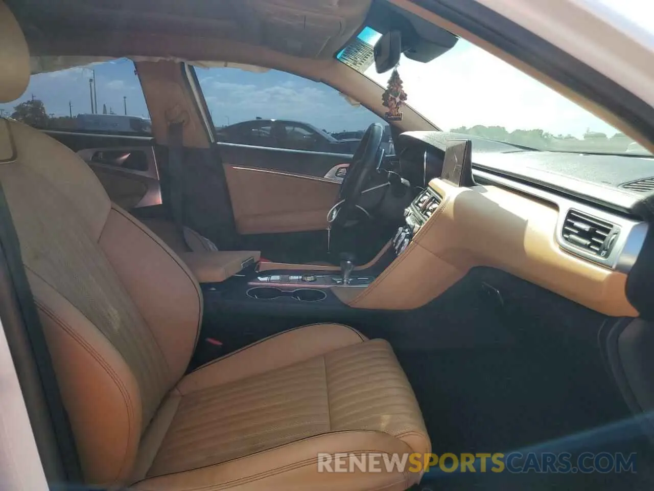 7 Фотография поврежденного автомобиля KMTG34TA2NU096216 GENESIS G70 BASE 2022