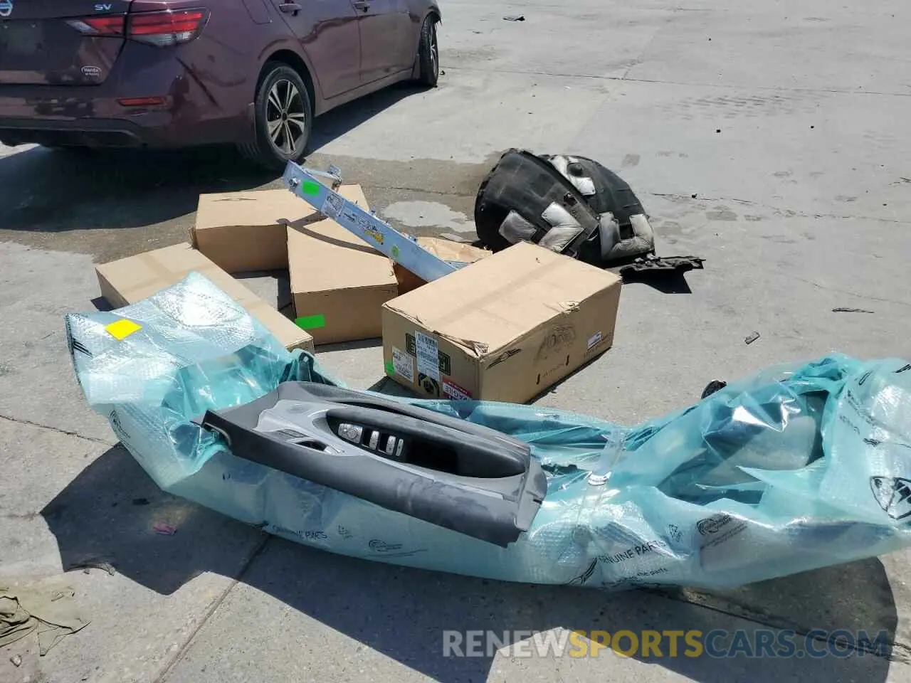 12 Photograph of a damaged car KMTG34TA6NU098521 GENESIS G70 BASE 2022
