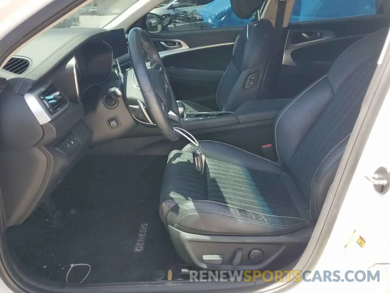 7 Photograph of a damaged car KMTG34TA6NU098521 GENESIS G70 BASE 2022