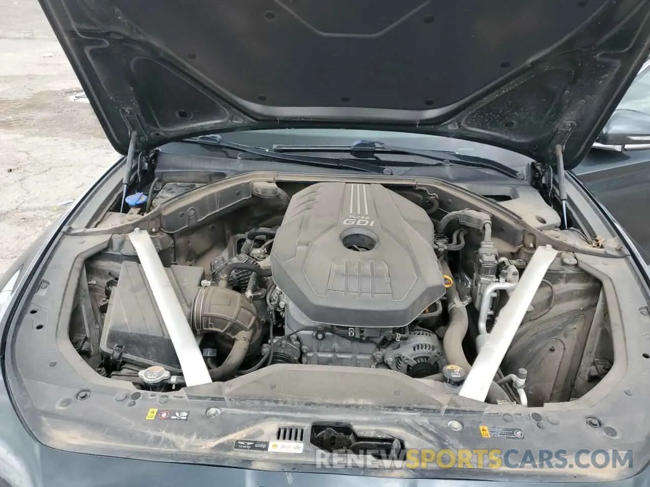 11 Photograph of a damaged car KMTG34TAXNU086582 GENESIS G70 BASE 2022