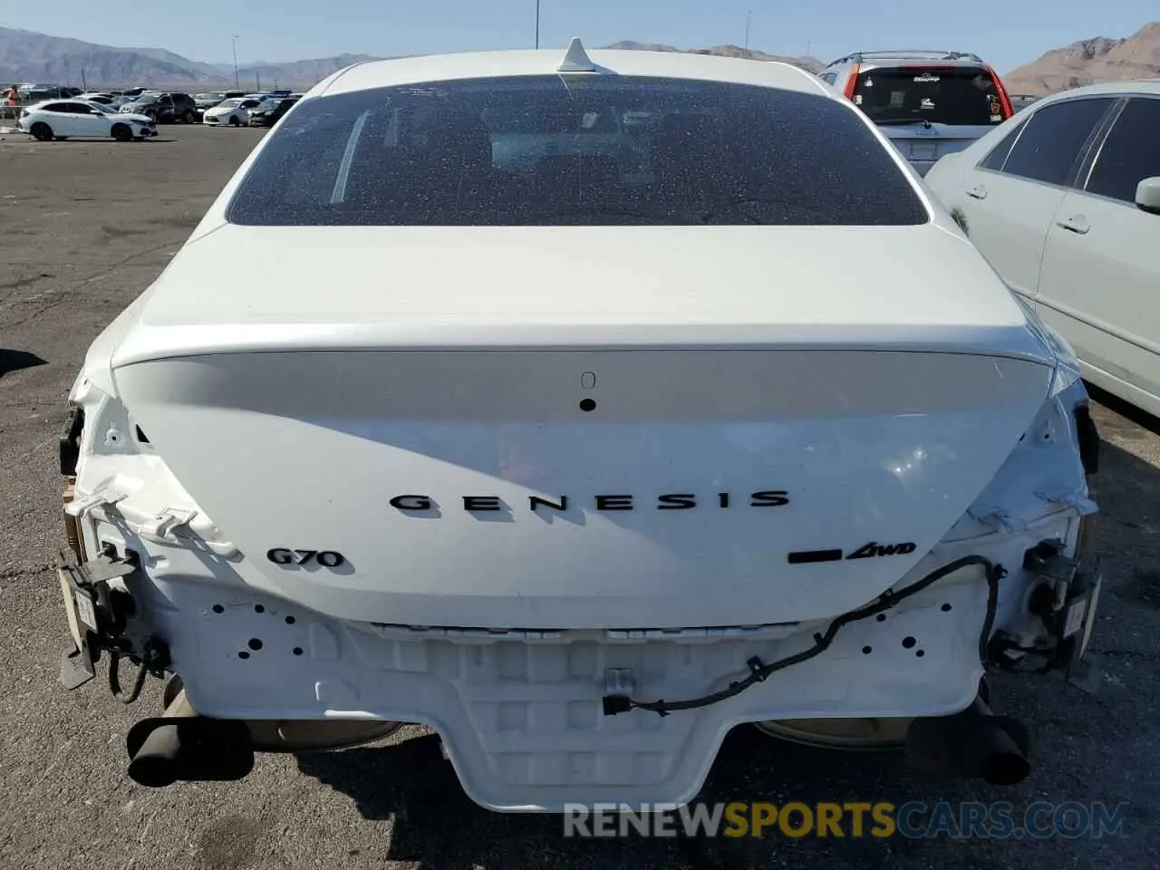 6 Photograph of a damaged car KMTG54TE7NU088173 GENESIS G70 BASE 2022