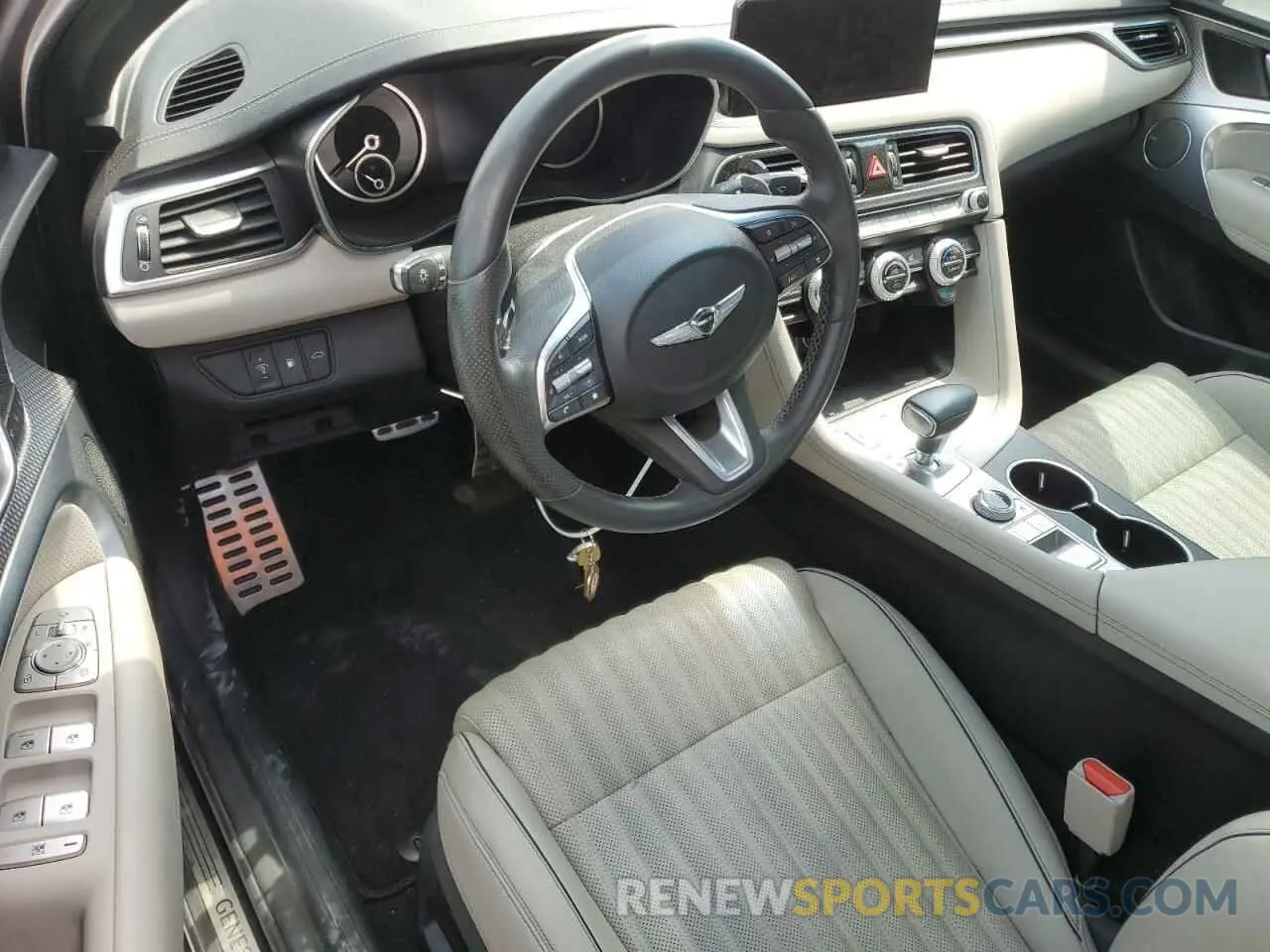8 Фотография поврежденного автомобиля KMTG54TEXNU081802 GENESIS G70 BASE 2022