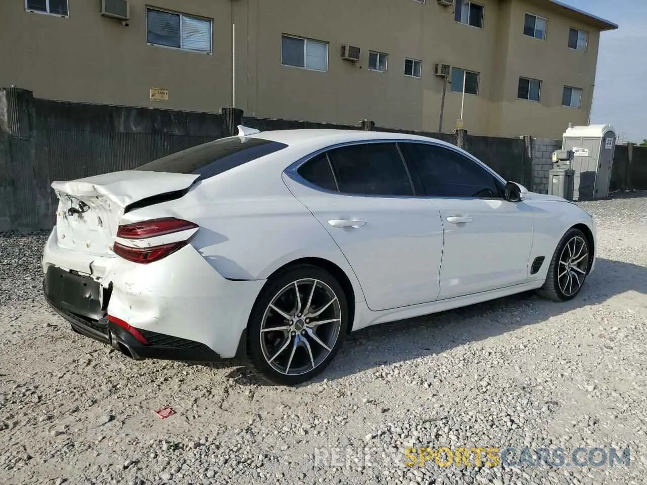 3 Фотография поврежденного автомобиля KMTG34TA0PU134125 GENESIS G70 BASE 2023