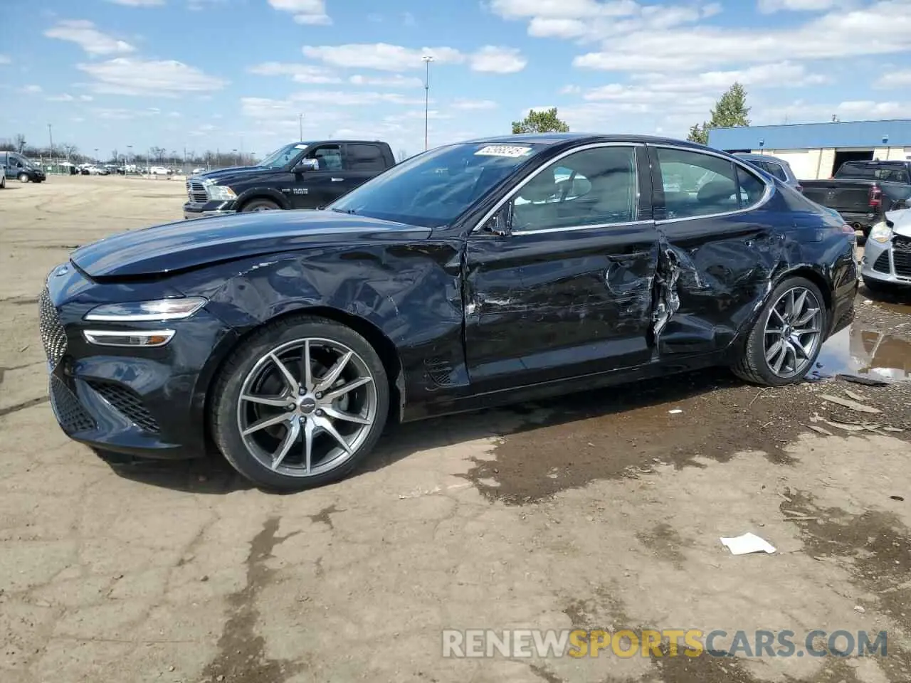 1 Фотография поврежденного автомобиля KMTG34TA4PU121426 GENESIS G70 BASE 2023