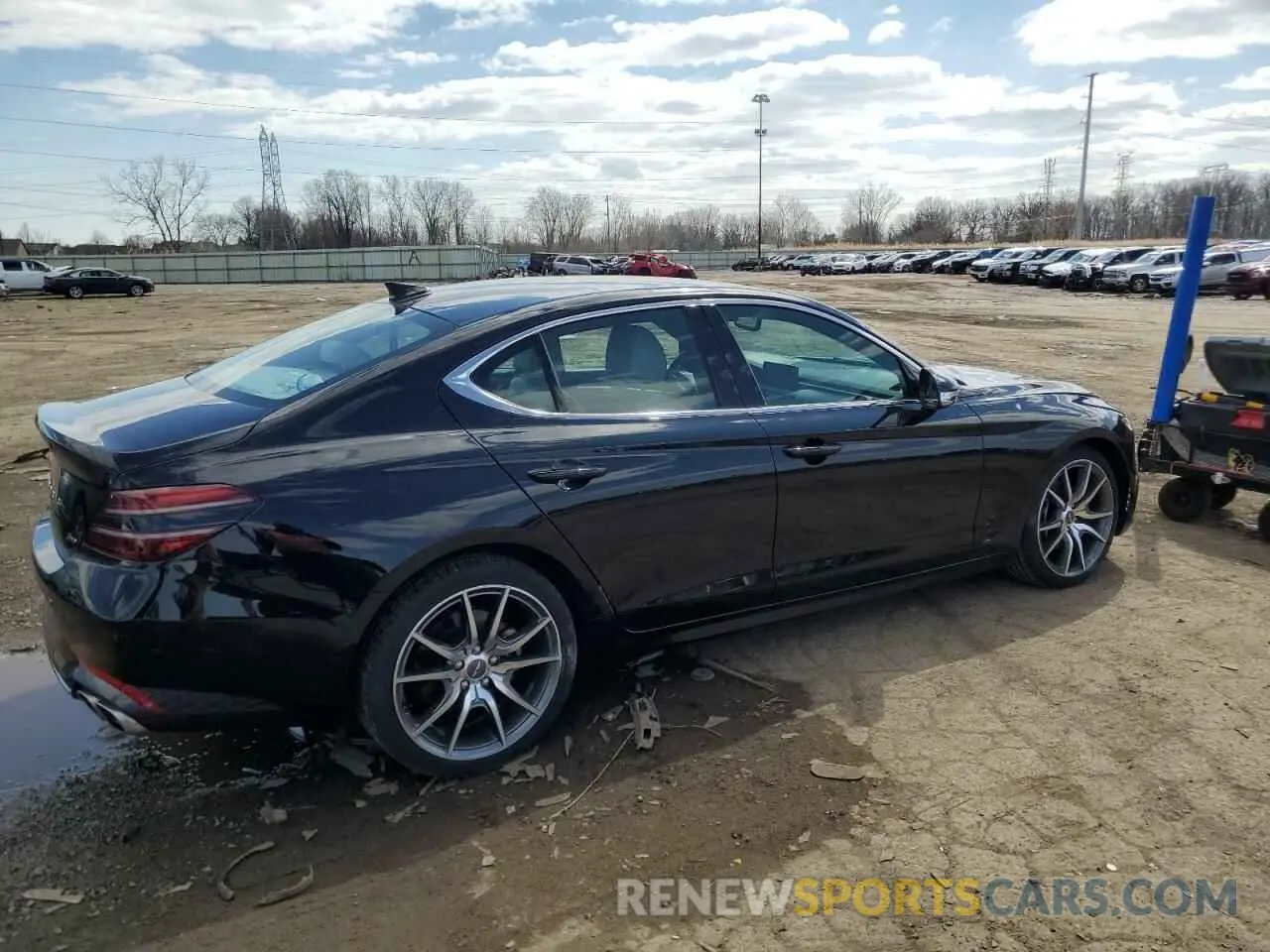 3 Фотография поврежденного автомобиля KMTG34TA4PU121426 GENESIS G70 BASE 2023