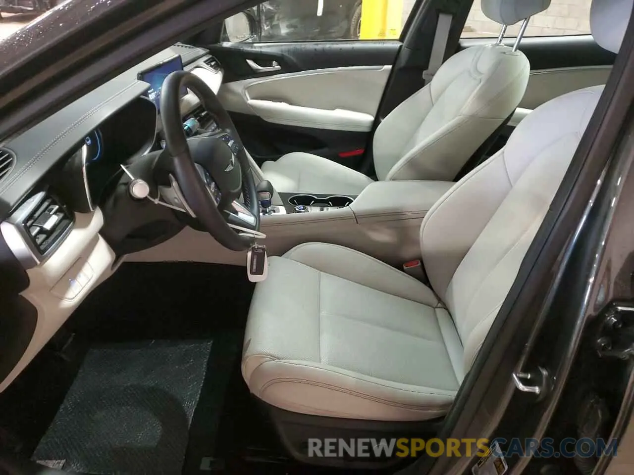 7 Фотография поврежденного автомобиля KMTG34SC4RU143030 GENESIS G70 BASE 2024