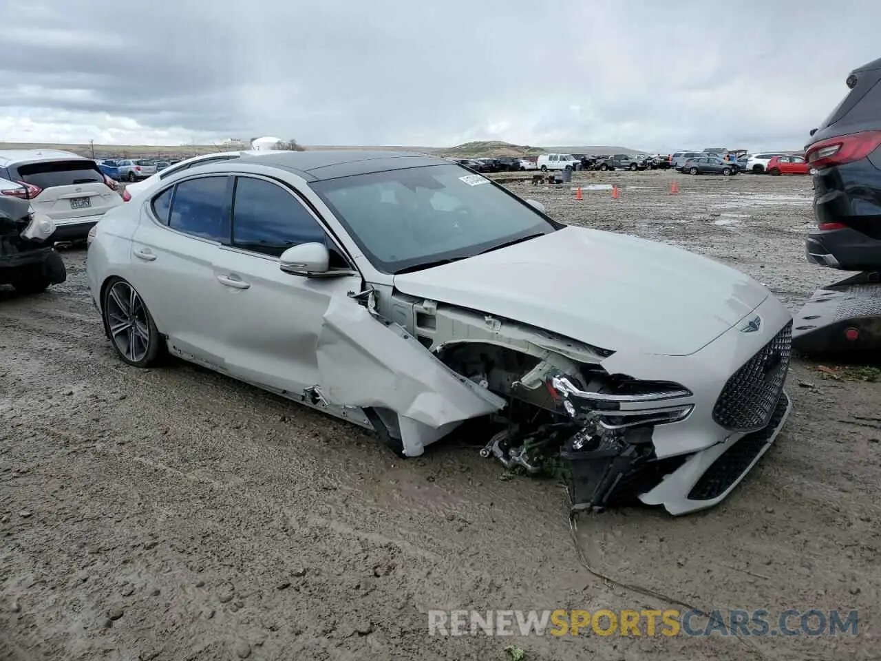 4 Фотография поврежденного автомобиля KMTG34SC6RU136838 GENESIS G70 BASE 2024