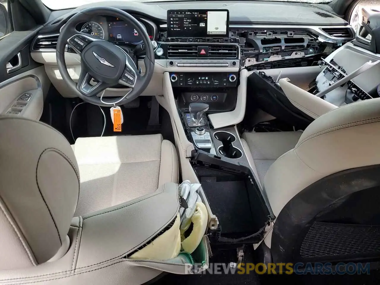 8 Photograph of a damaged car KMTG34SCXRU139029 GENESIS G70 BASE 2024