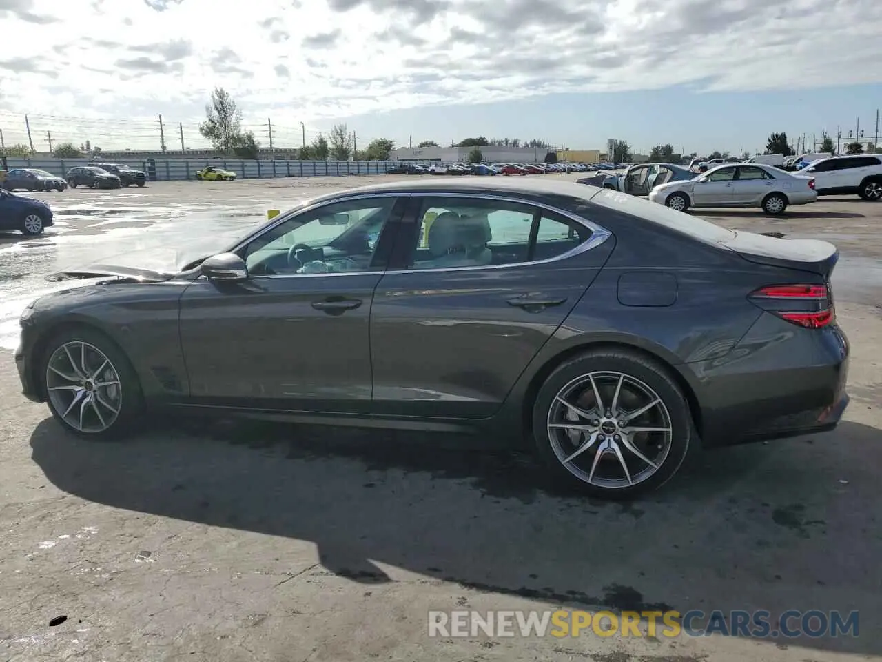 2 Фотография поврежденного автомобиля KMTG34SC0SU144360 GENESIS G70 BASE 2025