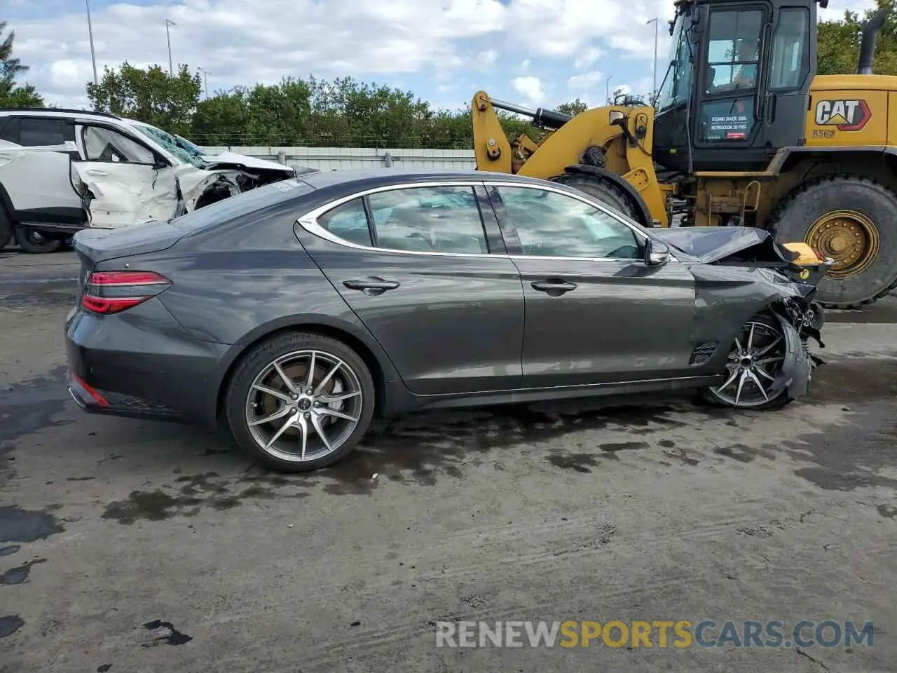 3 Фотография поврежденного автомобиля KMTG34SC0SU144360 GENESIS G70 BASE 2025