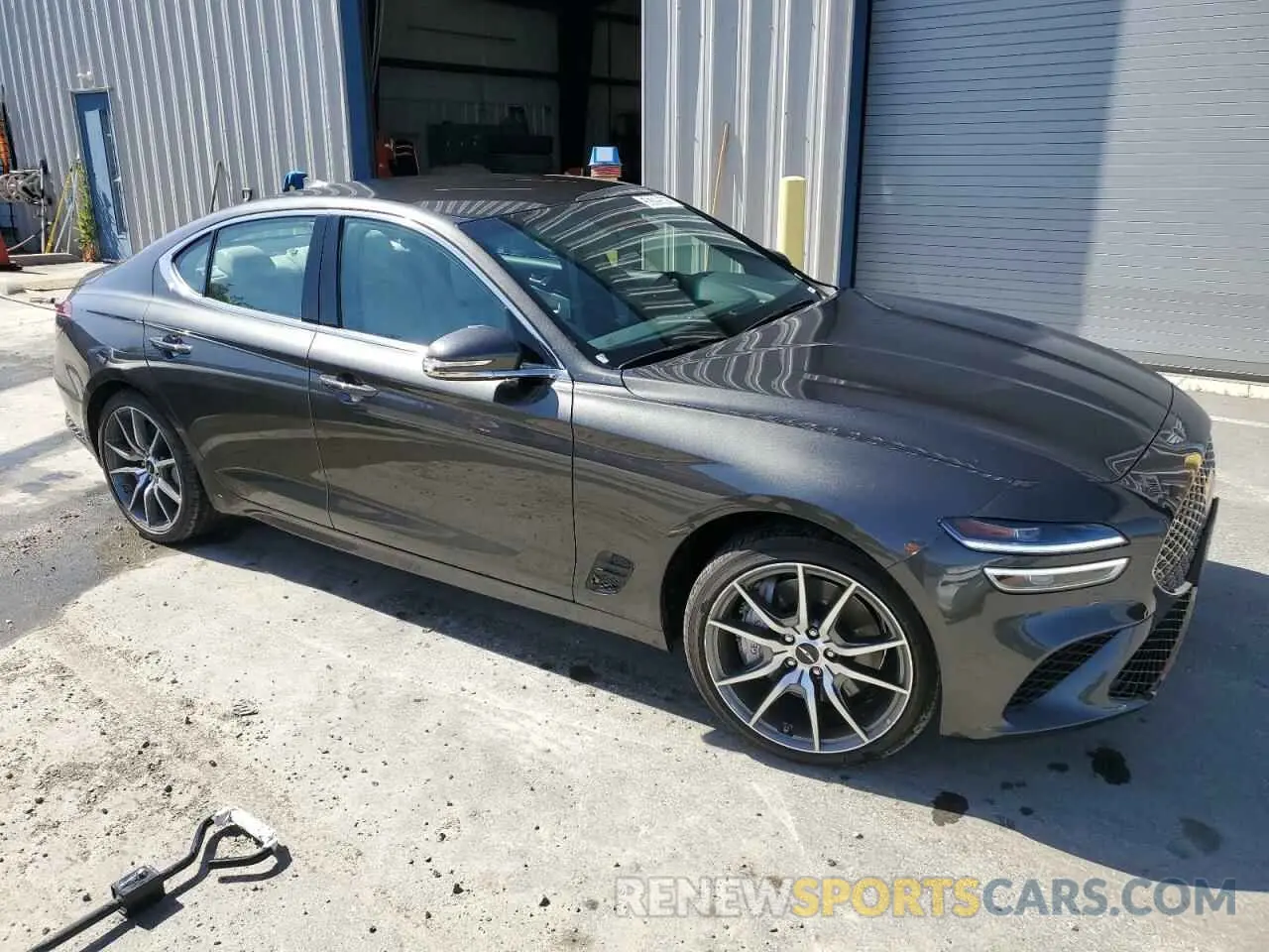 4 Photograph of a damaged car KMTG34SC4SU154731 GENESIS G70 BASE 2025