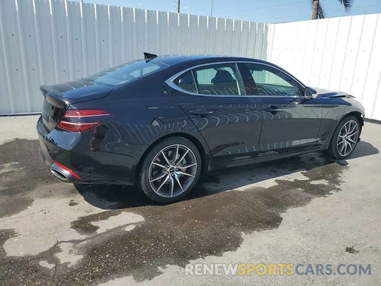 3 Фотография поврежденного автомобиля KMTG34SC6SU154908 GENESIS G70 BASE 2025
