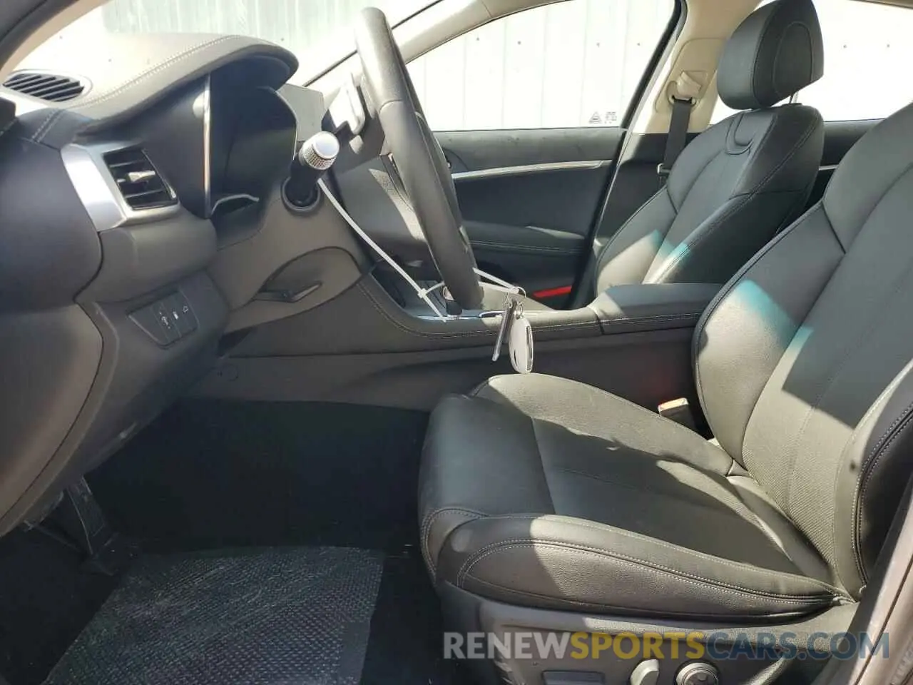 7 Фотография поврежденного автомобиля KMTG34SC6SU154908 GENESIS G70 BASE 2025