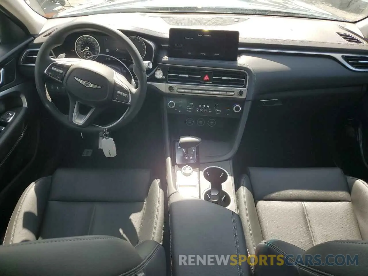 8 Фотография поврежденного автомобиля KMTG34SC6SU154908 GENESIS G70 BASE 2025