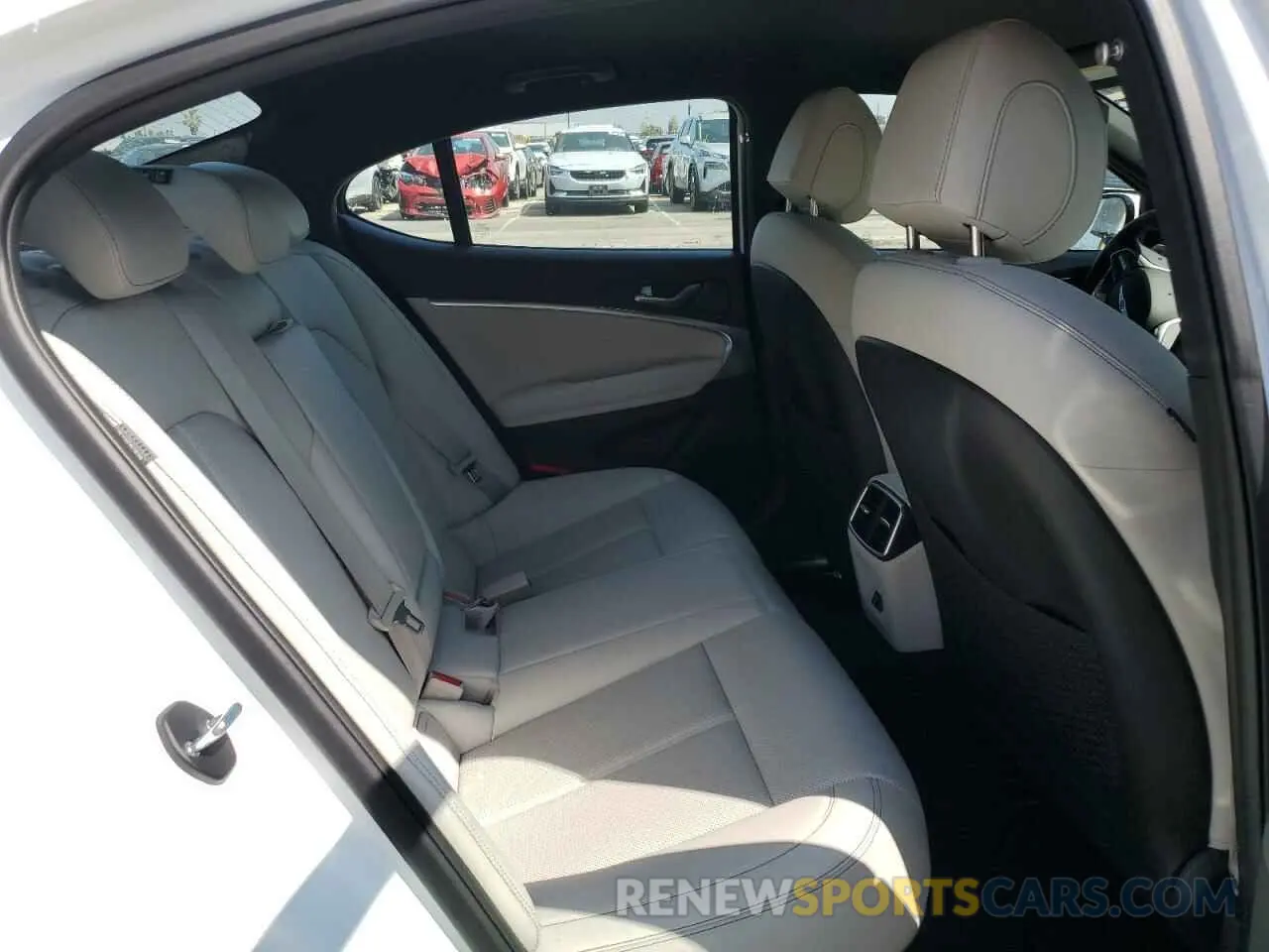 10 Photograph of a damaged car KMTG34SC7SU149426 GENESIS G70 BASE 2025