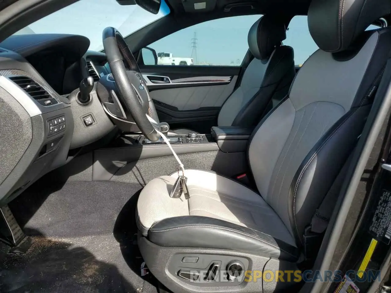 7 Фотография поврежденного автомобиля KMTFN4JB0KU327028 GENESIS G80 2019